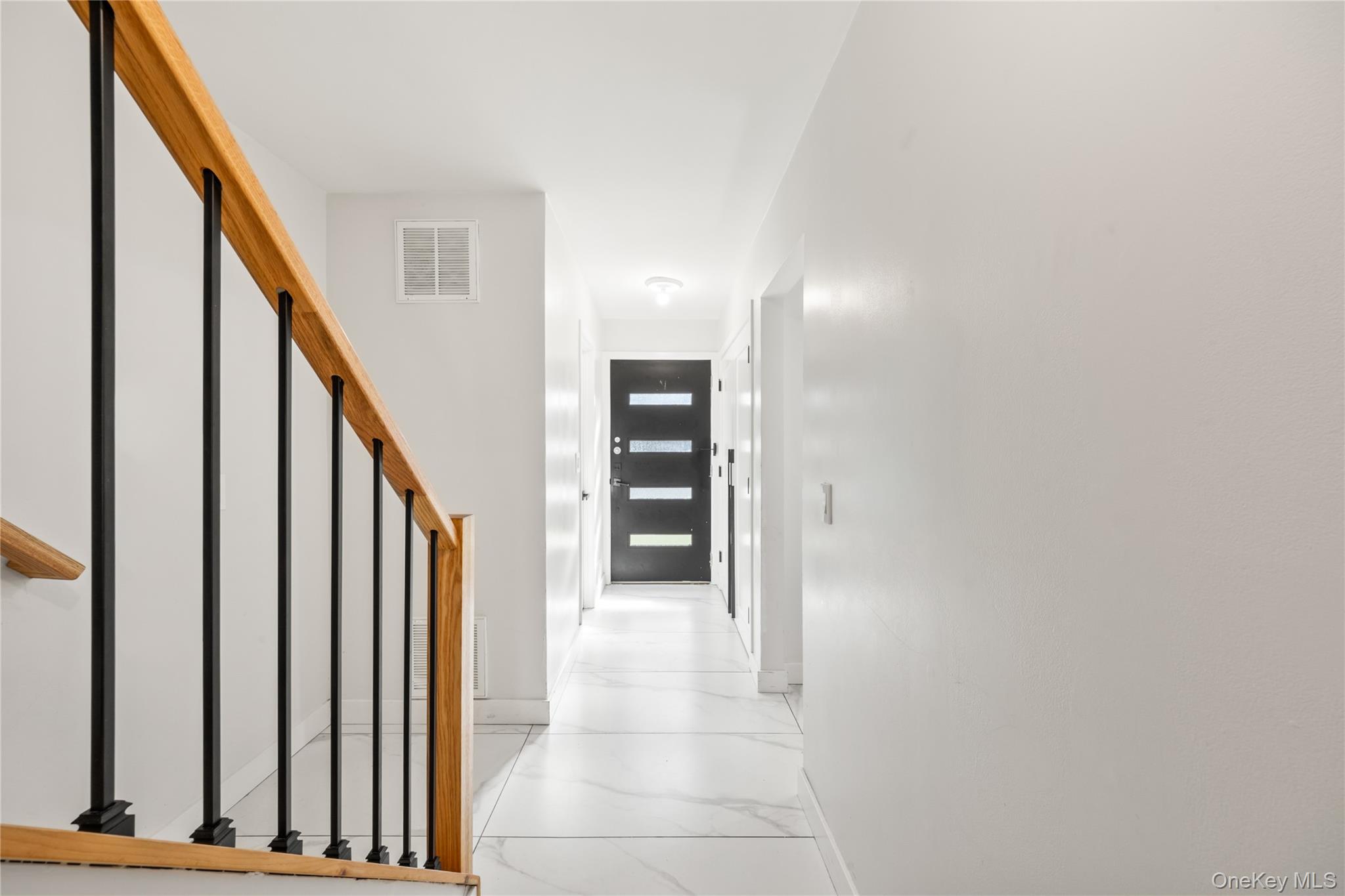 #6 photo, 10 Sneden Court, Spring Valley , NY 10977