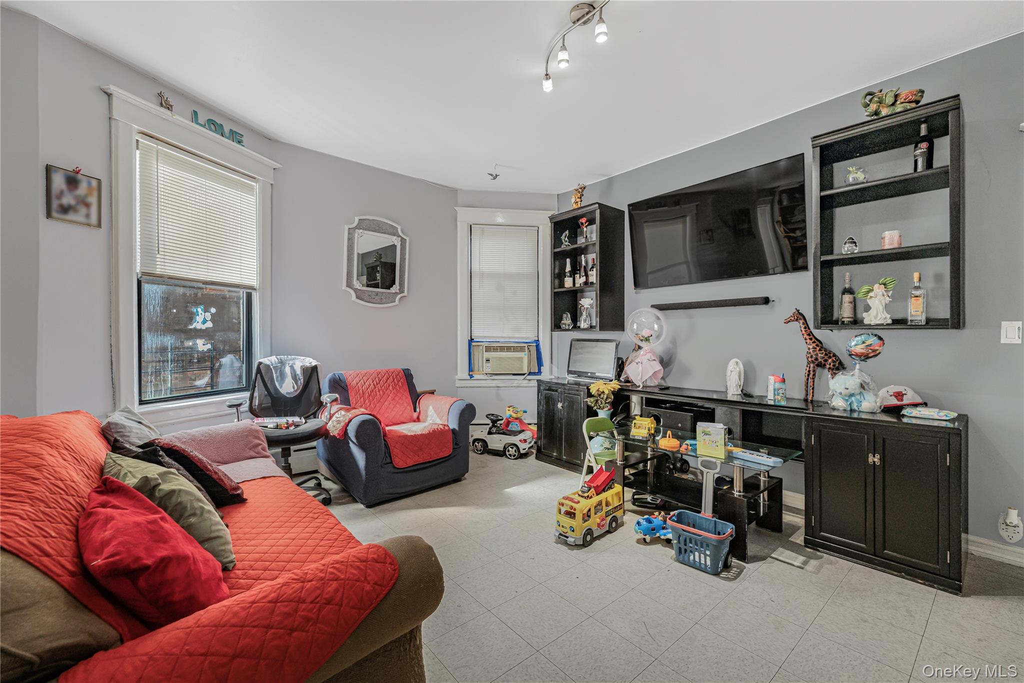 #18 photo, 20 Locust Hill Avenue, Yonkers , NY 10701