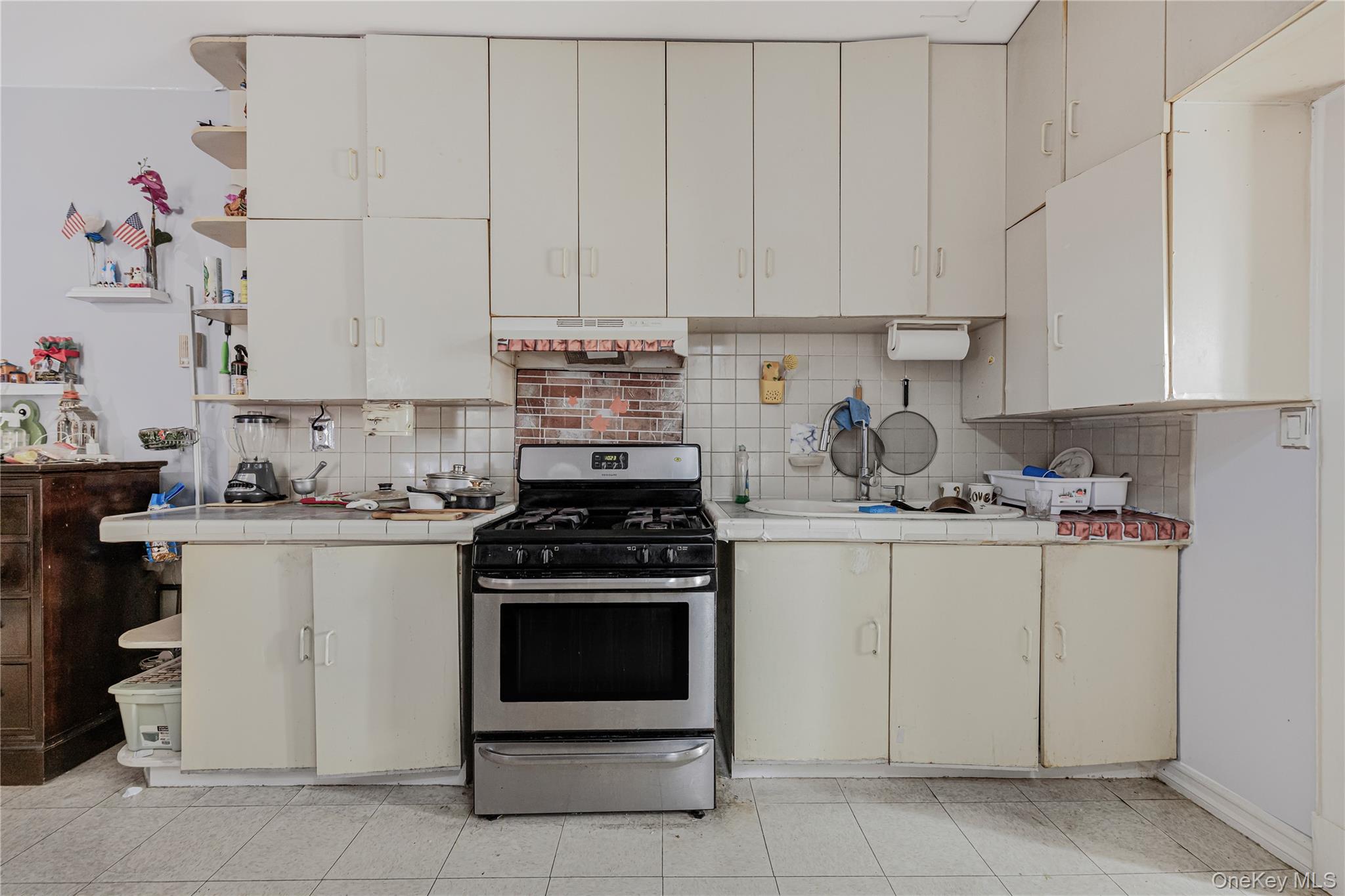 #19 photo, 20 Locust Hill Avenue, Yonkers , NY 10701