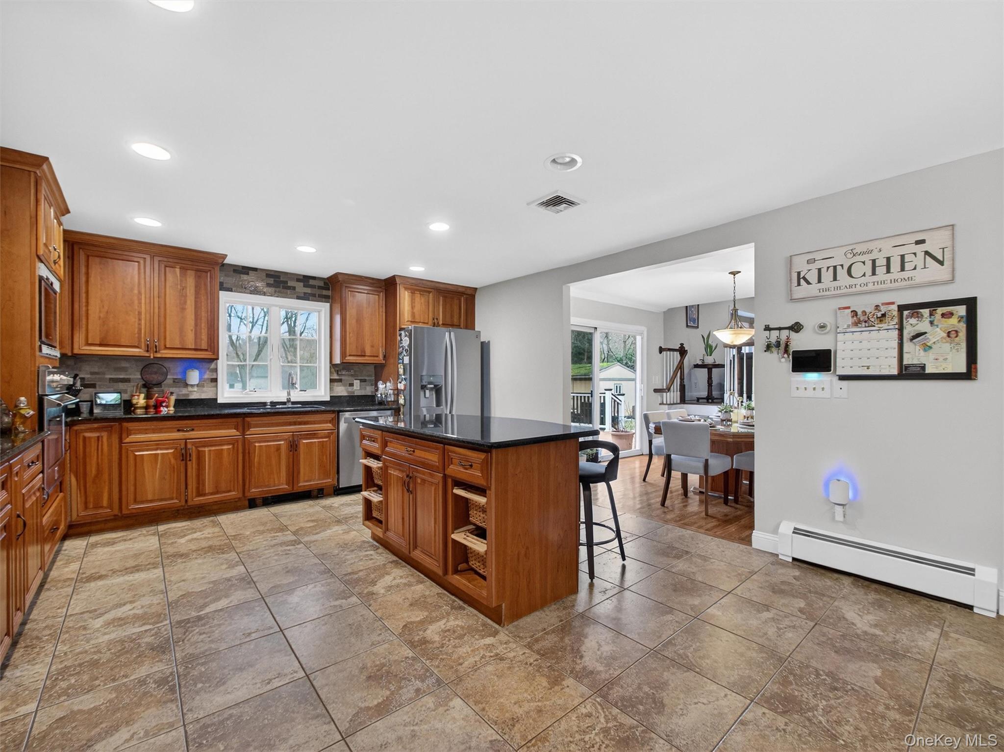 #20 photo, 10 Rensselaer Drive, 纽约州 Spring Valley , NY 10977