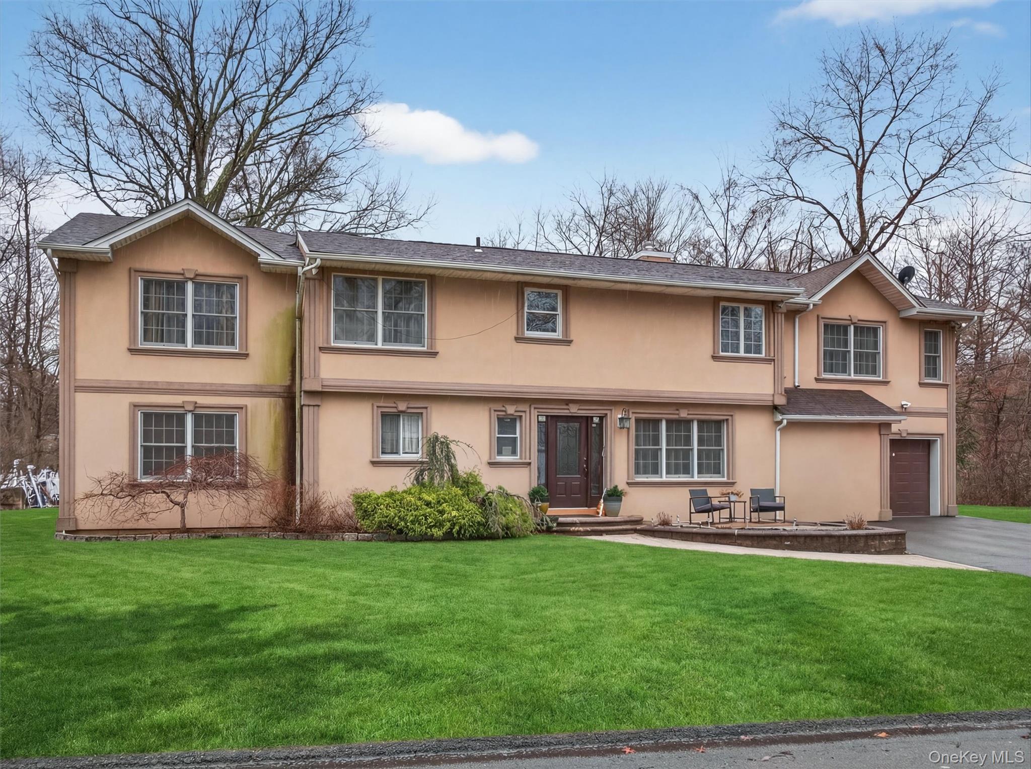 #4 photo, 10 Rensselaer Drive, 纽约州 Spring Valley , NY 10977