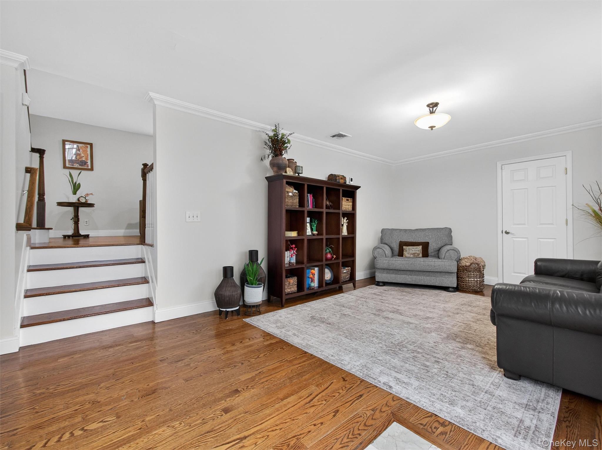 #7 photo, 10 Rensselaer Drive, 纽约州 Spring Valley , NY 10977