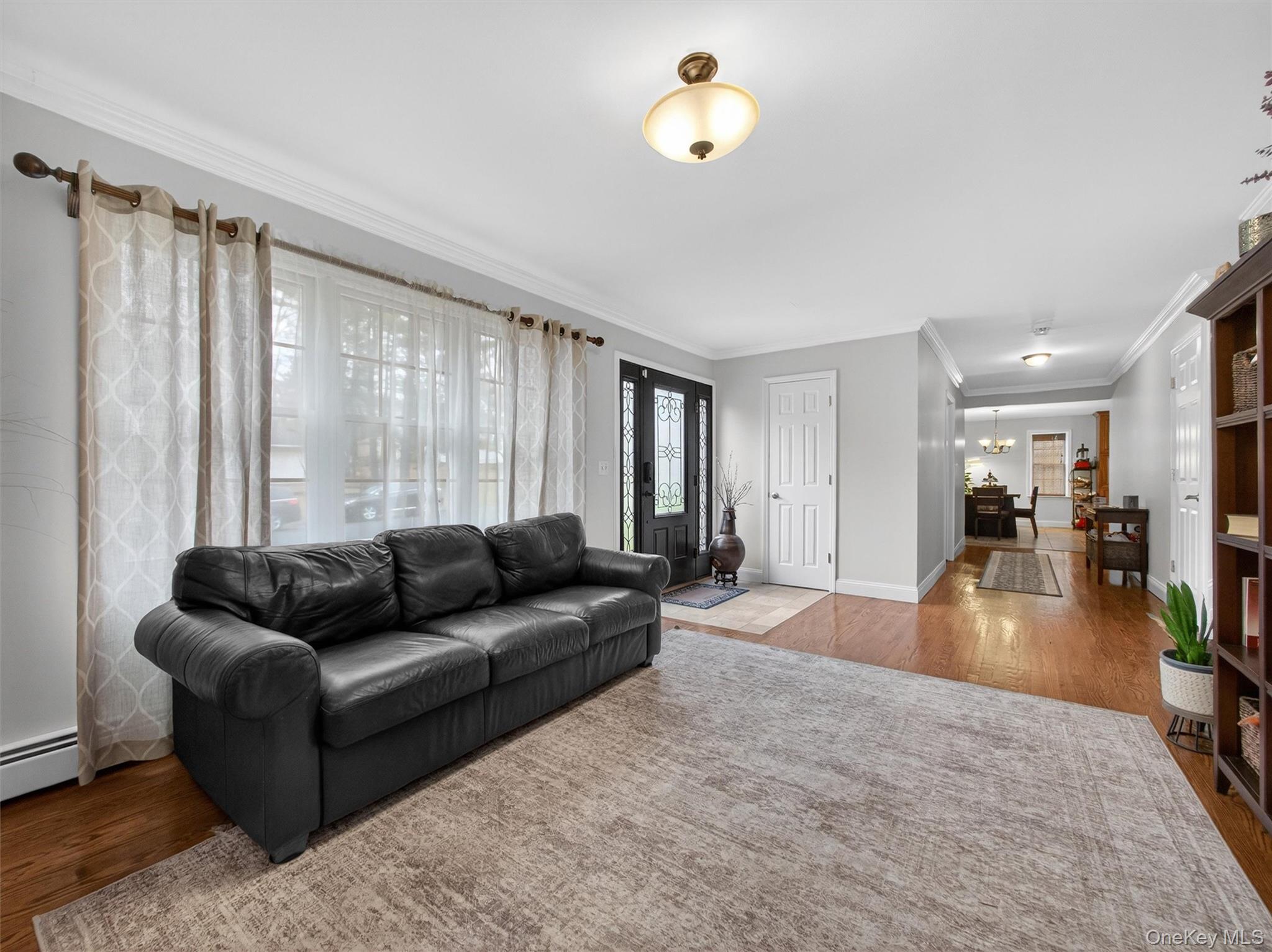 #8 photo, 10 Rensselaer Drive, 纽约州 Spring Valley , NY 10977