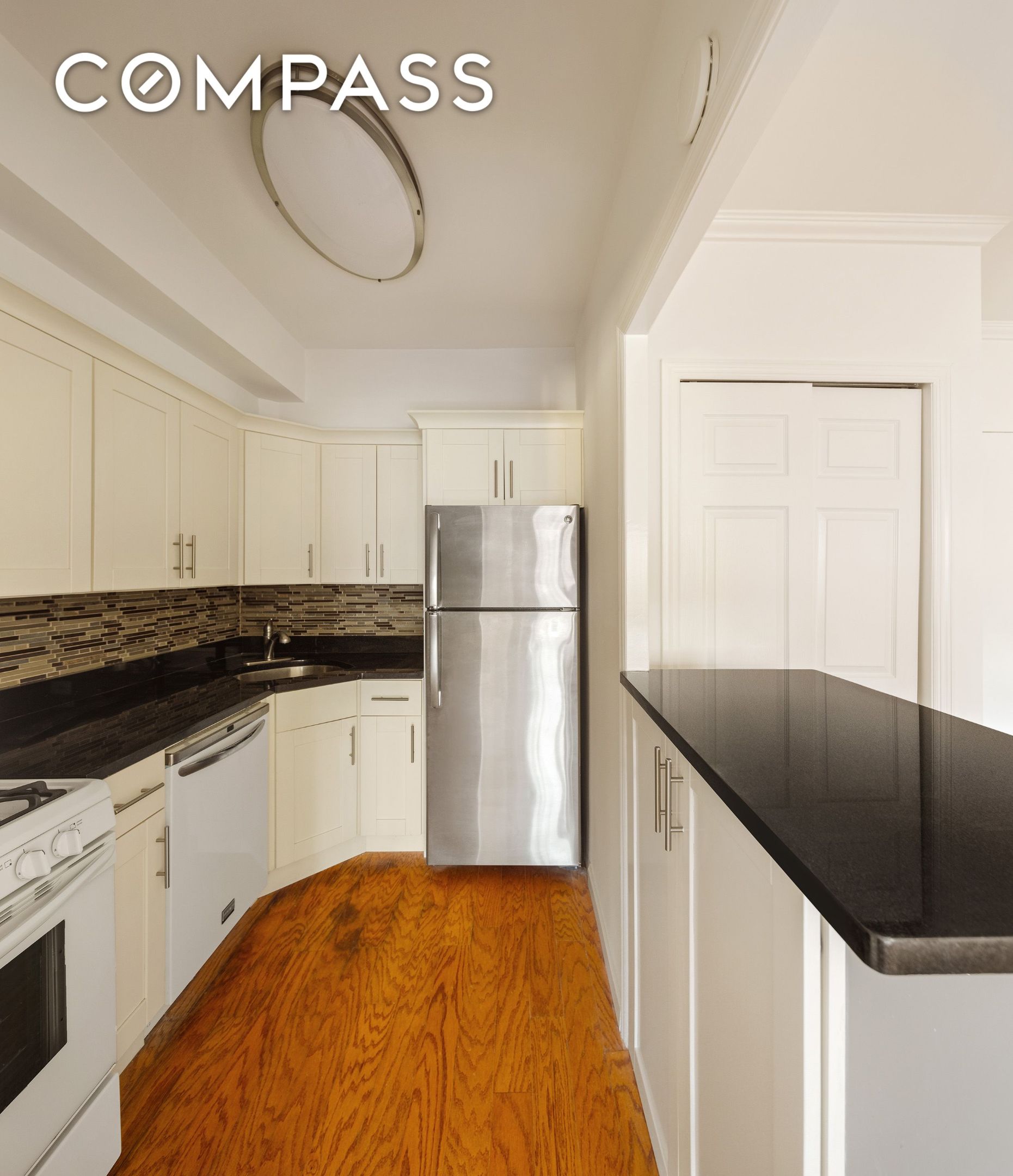 #5 photo, 370 E 76th Street, Lenox Hill , NY 10021