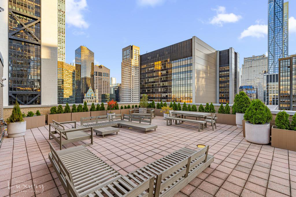 #15 photo, New York City, Midtown , NY 10019