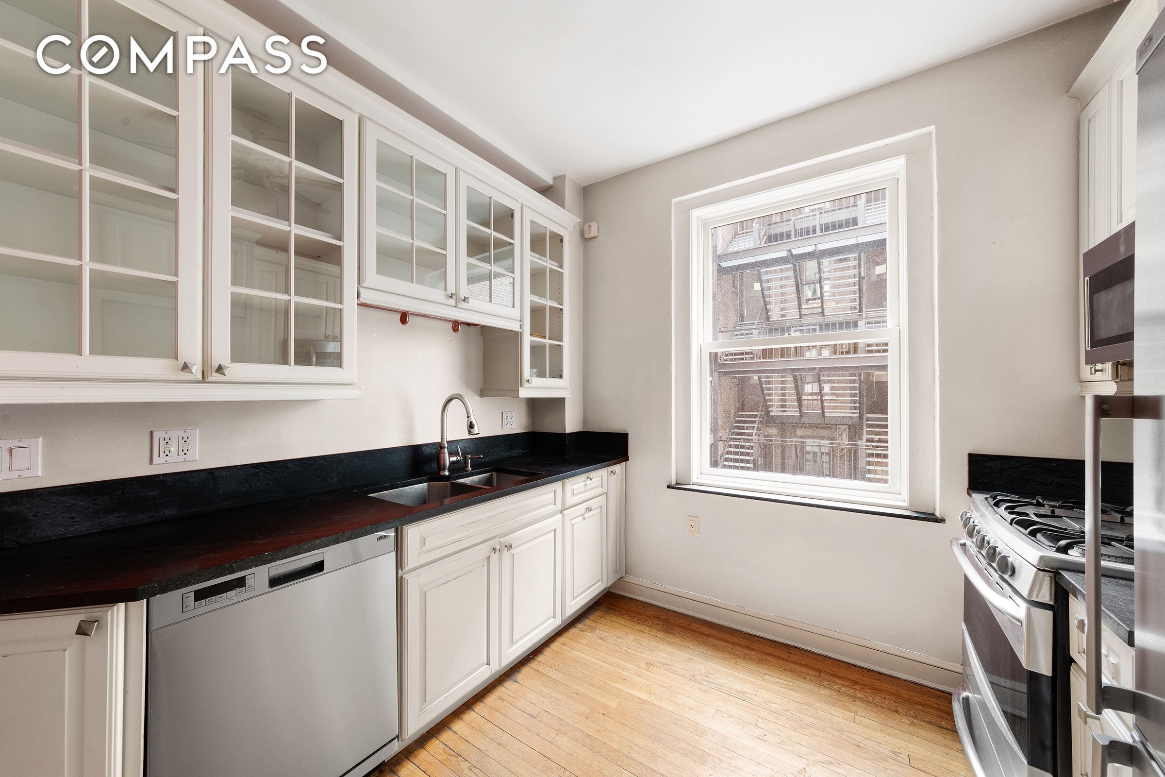 #11 photo, 360 Riverside Drive, 曼哈顿 Upper West Side , NY 10025