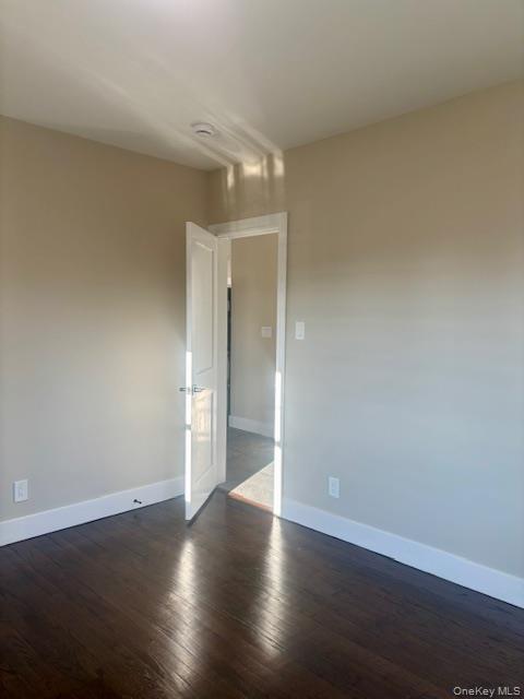 #10 photo, 1026 Glen Cove Avenue, नासाउ काउंटी Glen Head , NY 11545