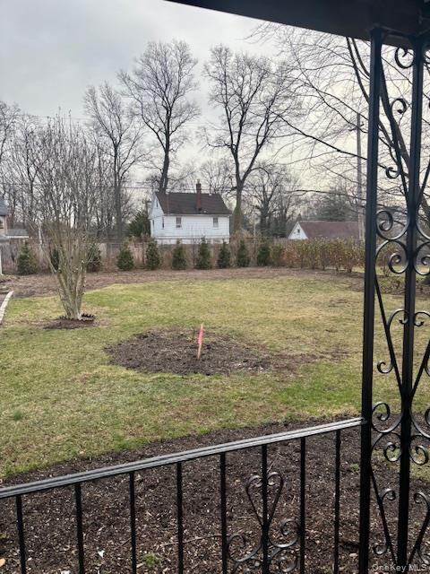 #17 photo, 1026 Glen Cove Avenue, नासाउ काउंटी Glen Head , NY 11545