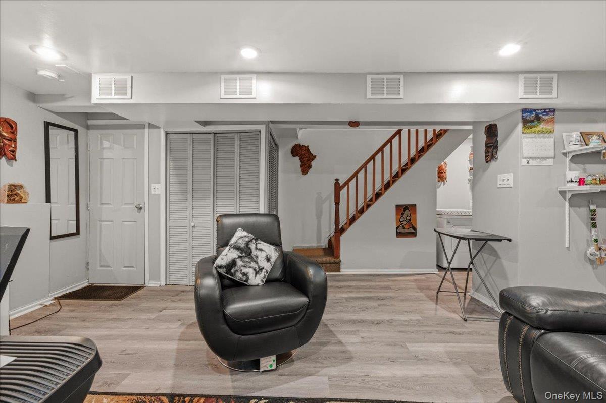 #15 photo, 1260 Adee Avenue, Bronx , NY 10469