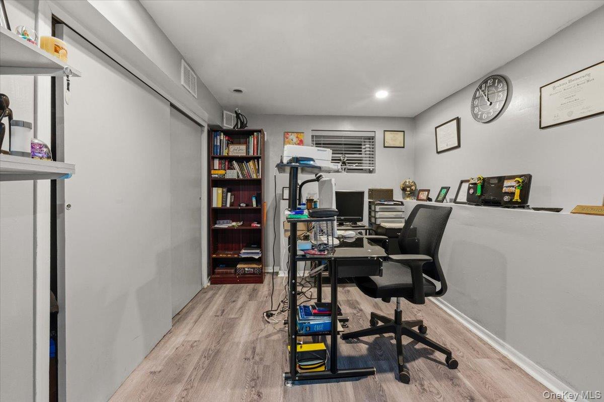 #16 photo, 1260 Adee Avenue, Bronx , NY 10469