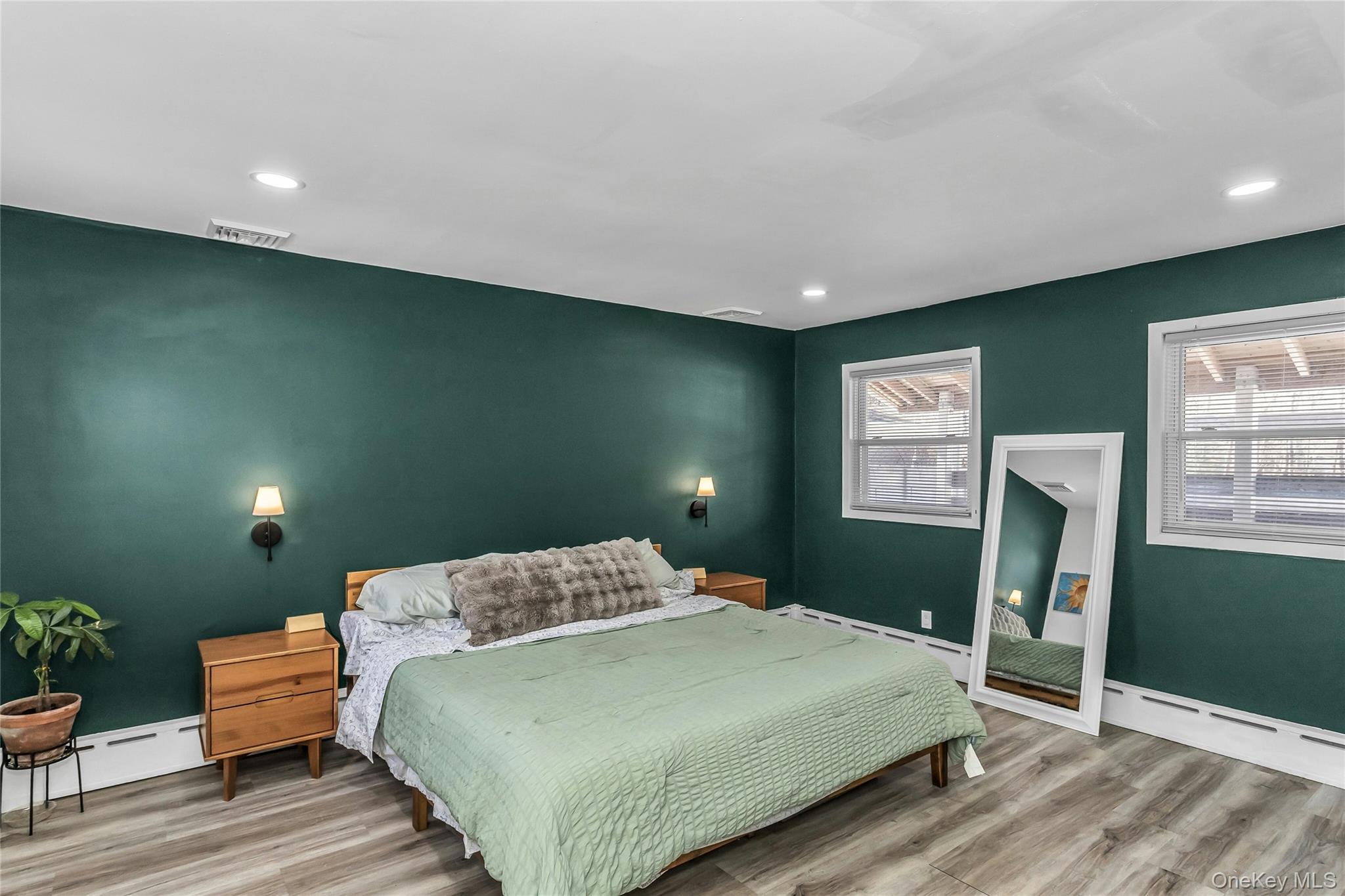 #11 photo, 89 Pinelawn Avenue, מחוז סאפוק Shirley , NY 11967