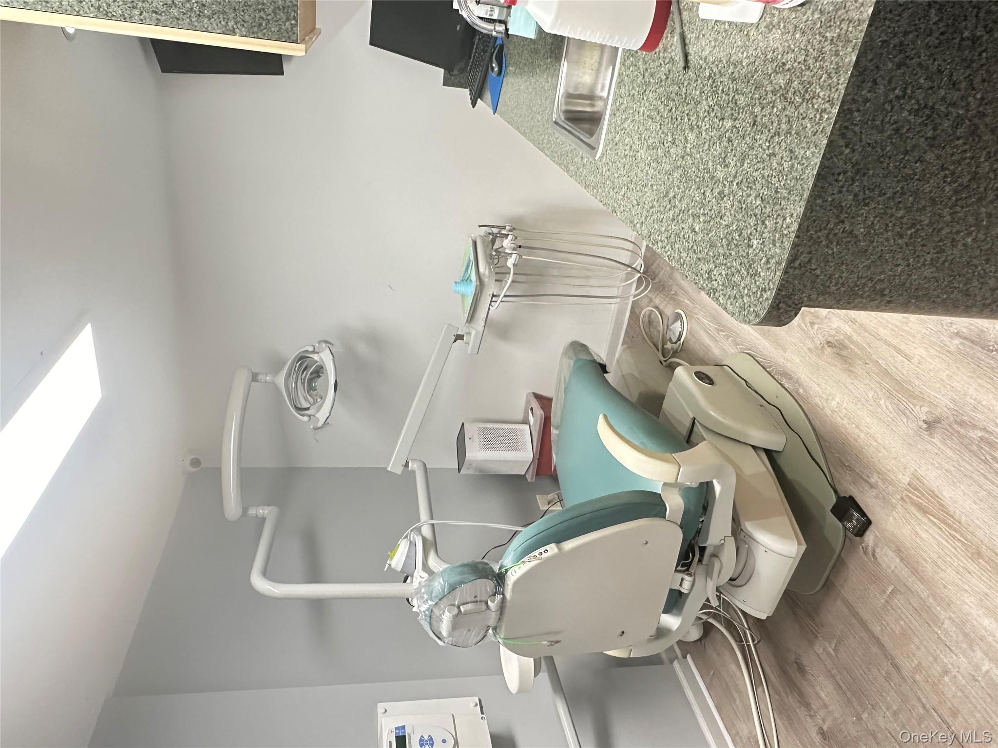 #13 photo, 210 Atlantic Avenue, מחוז נסאו Lynbrook , NY 11563