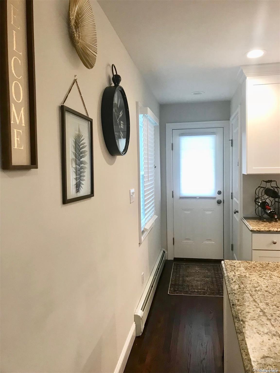 #11 photo, 9 North Street, Glen Head , NY 11545