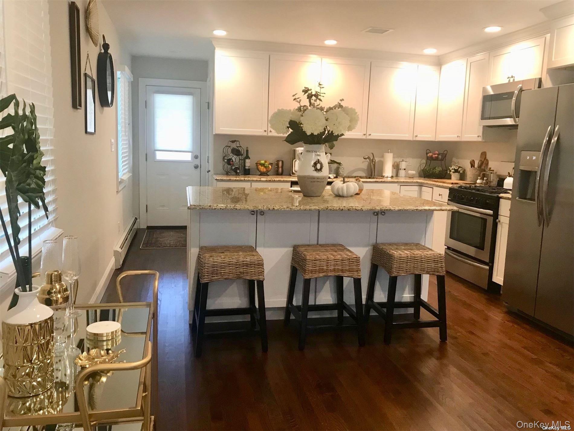 #5 photo, 9 North Street, Glen Head , NY 11545