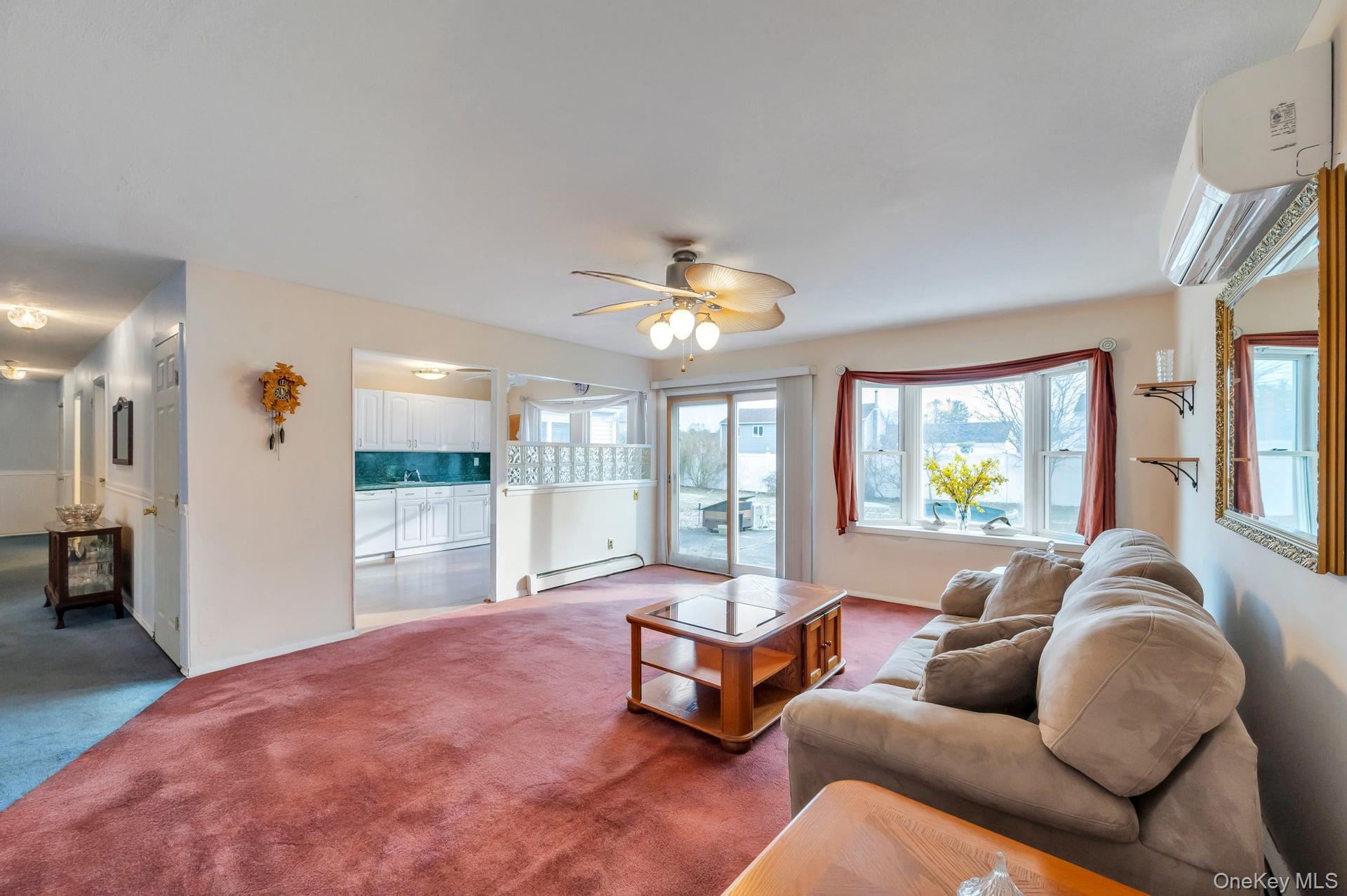 #13 photo, 40 Sequoia Way, 東長島 Holbrook , NY 11741