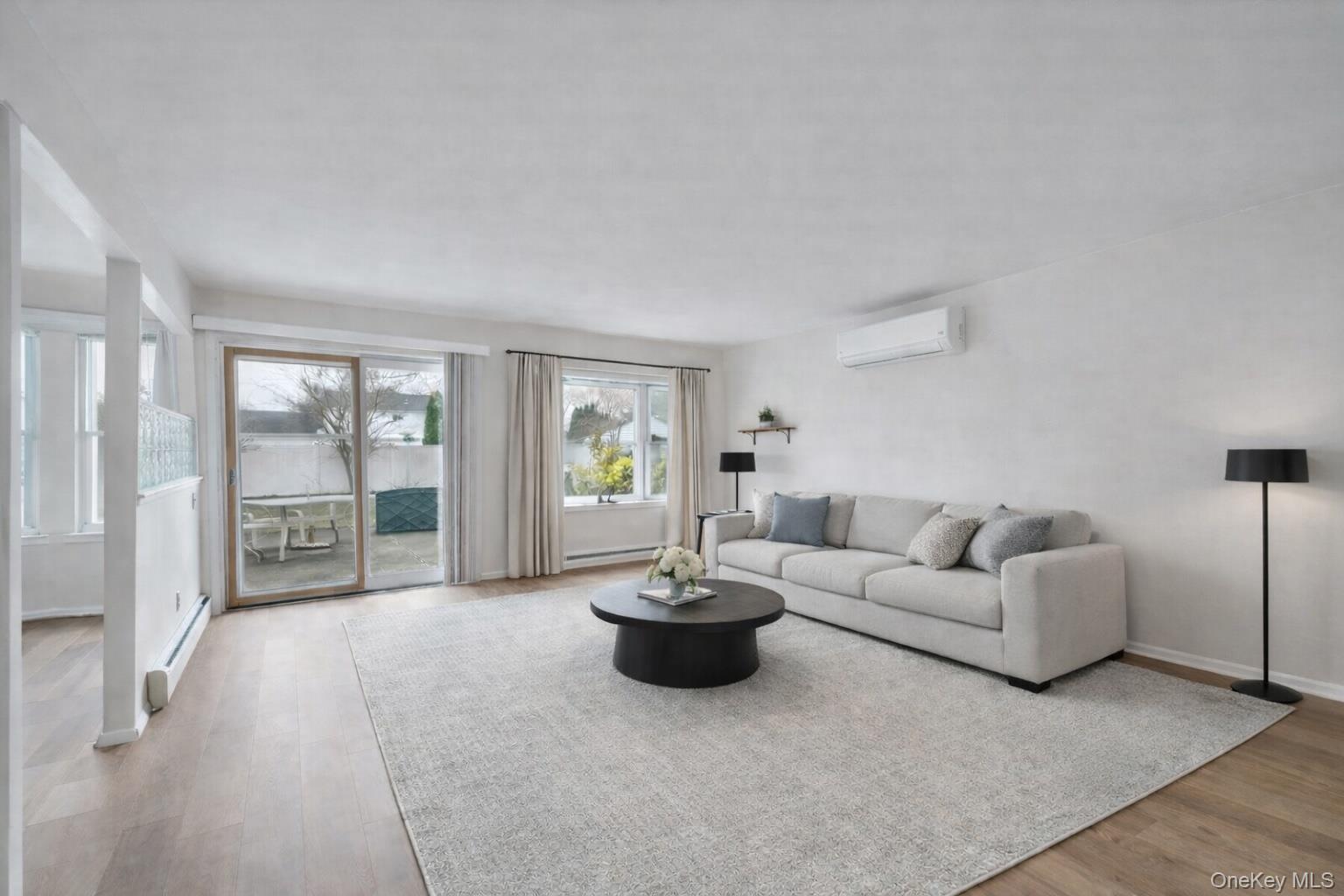 #15 photo, 40 Sequoia Way, 東長島 Holbrook , NY 11741