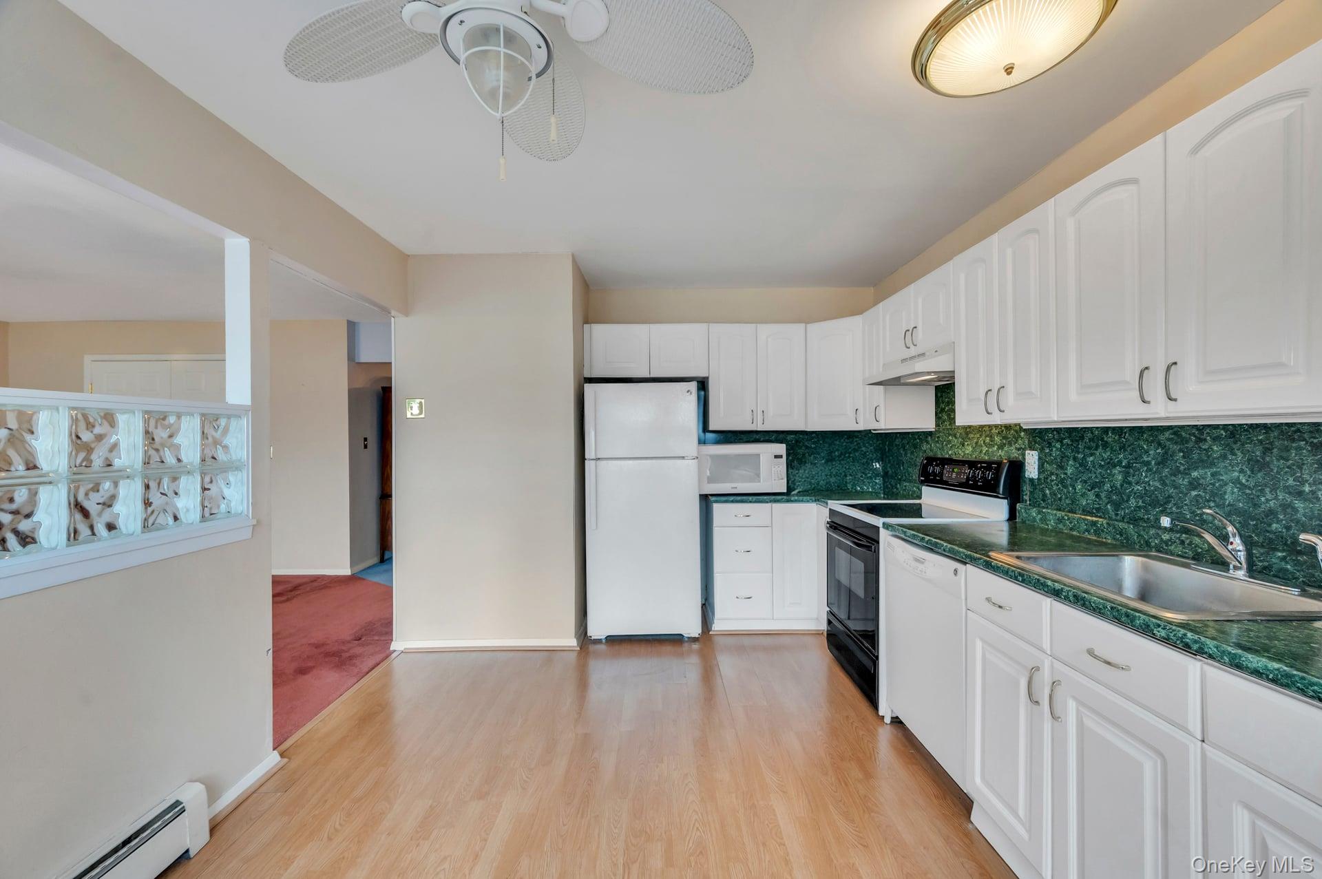 #16 photo, 40 Sequoia Way, 東長島 Holbrook , NY 11741