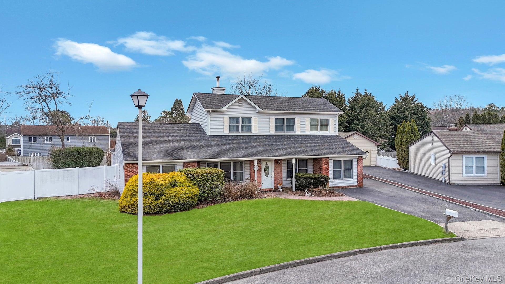 #2 photo, 40 Sequoia Way, 東長島 Holbrook , NY 11741