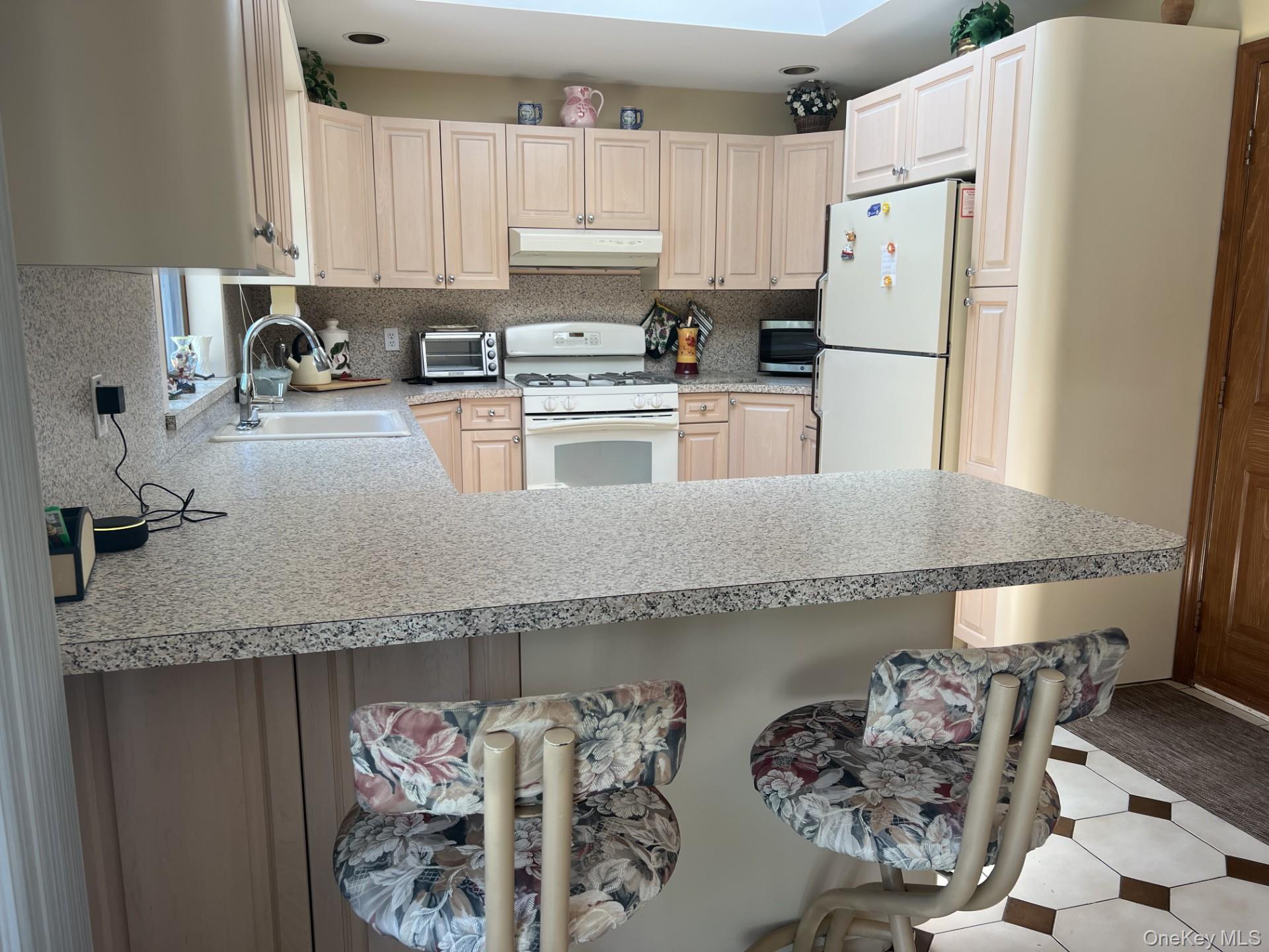 #4 photo, 215 Leon Road, سوفولك Southold , NY 11971