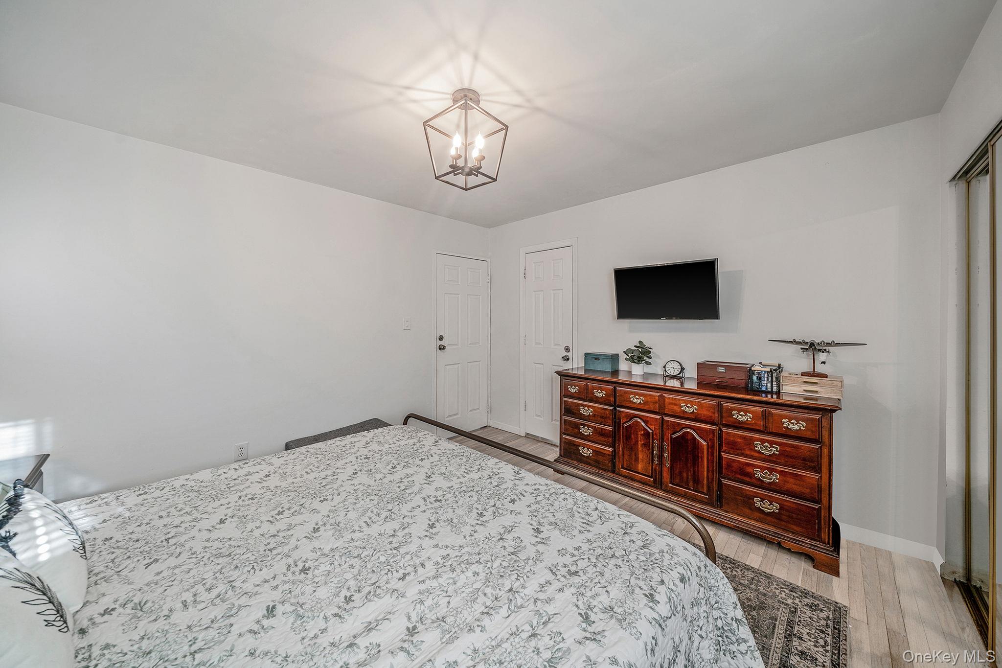 #15 photo, 2909 New London Avenue, 東長島 Medford , NY 11763