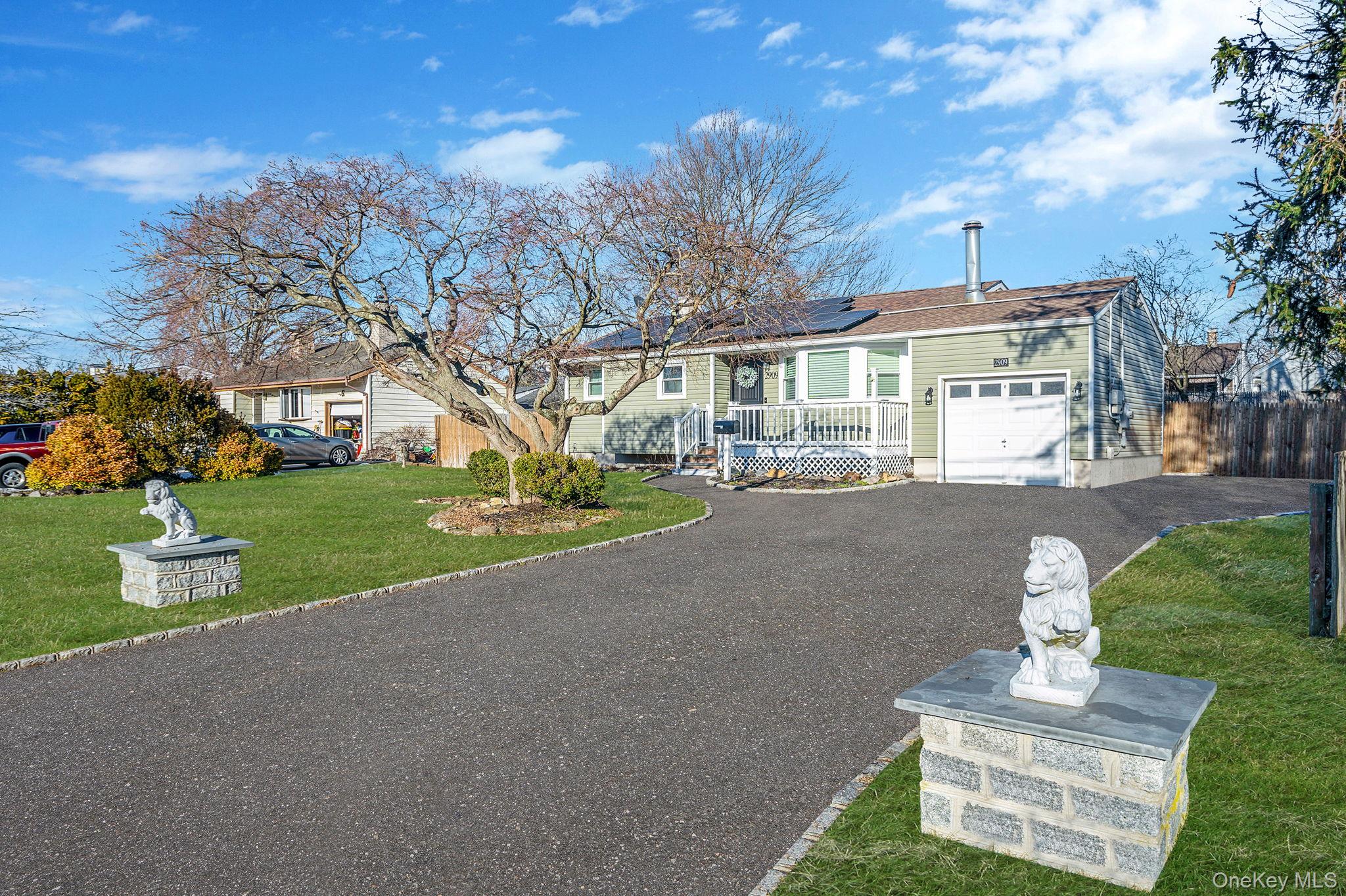 #4 photo, 2909 New London Avenue, 東長島 Medford , NY 11763