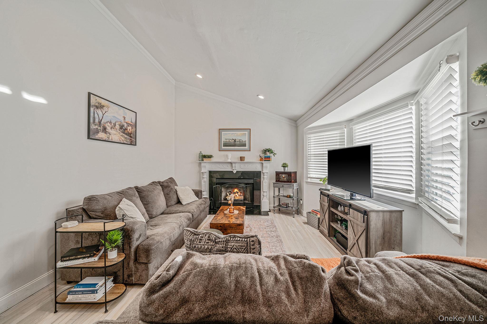 #6 photo, 2909 New London Avenue, 東長島 Medford , NY 11763