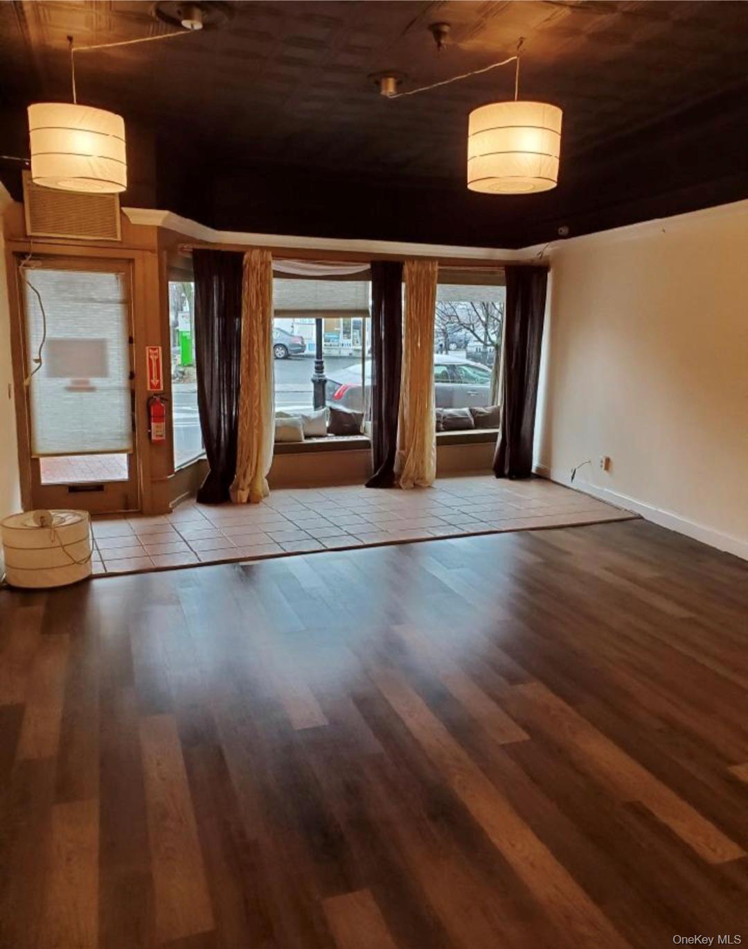 #1 photo, 279 Railroad Ave, Sayville , NY 11782