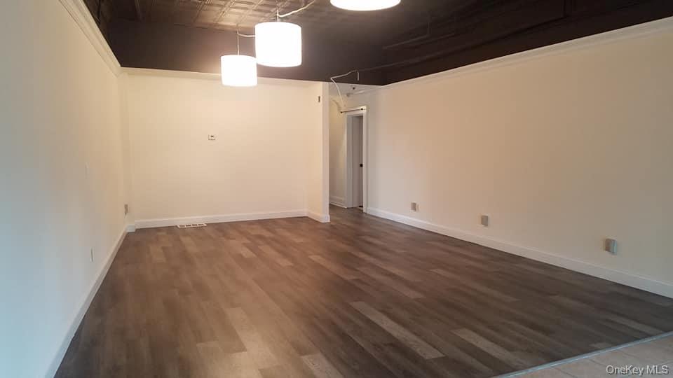 #3 photo, 279 Railroad Ave, Sayville , NY 11782