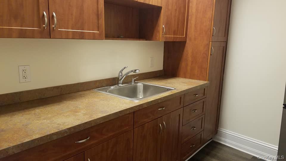 #6 photo, 279 Railroad Ave, Sayville , NY 11782