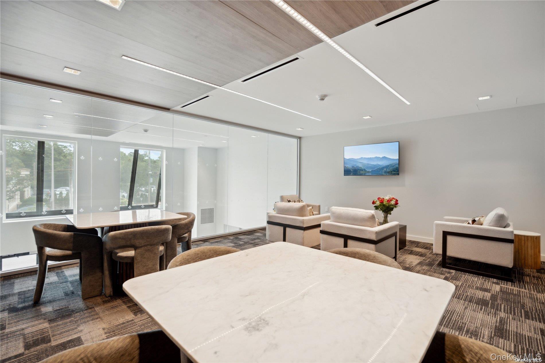 #19 photo, 218 Middle Neck Road, 長島 Great Neck , NY 11021