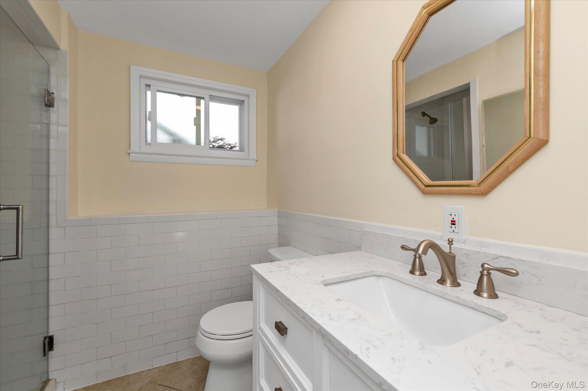 #18 photo, 2310 Willow Street, 長島 Wantagh , NY 11793