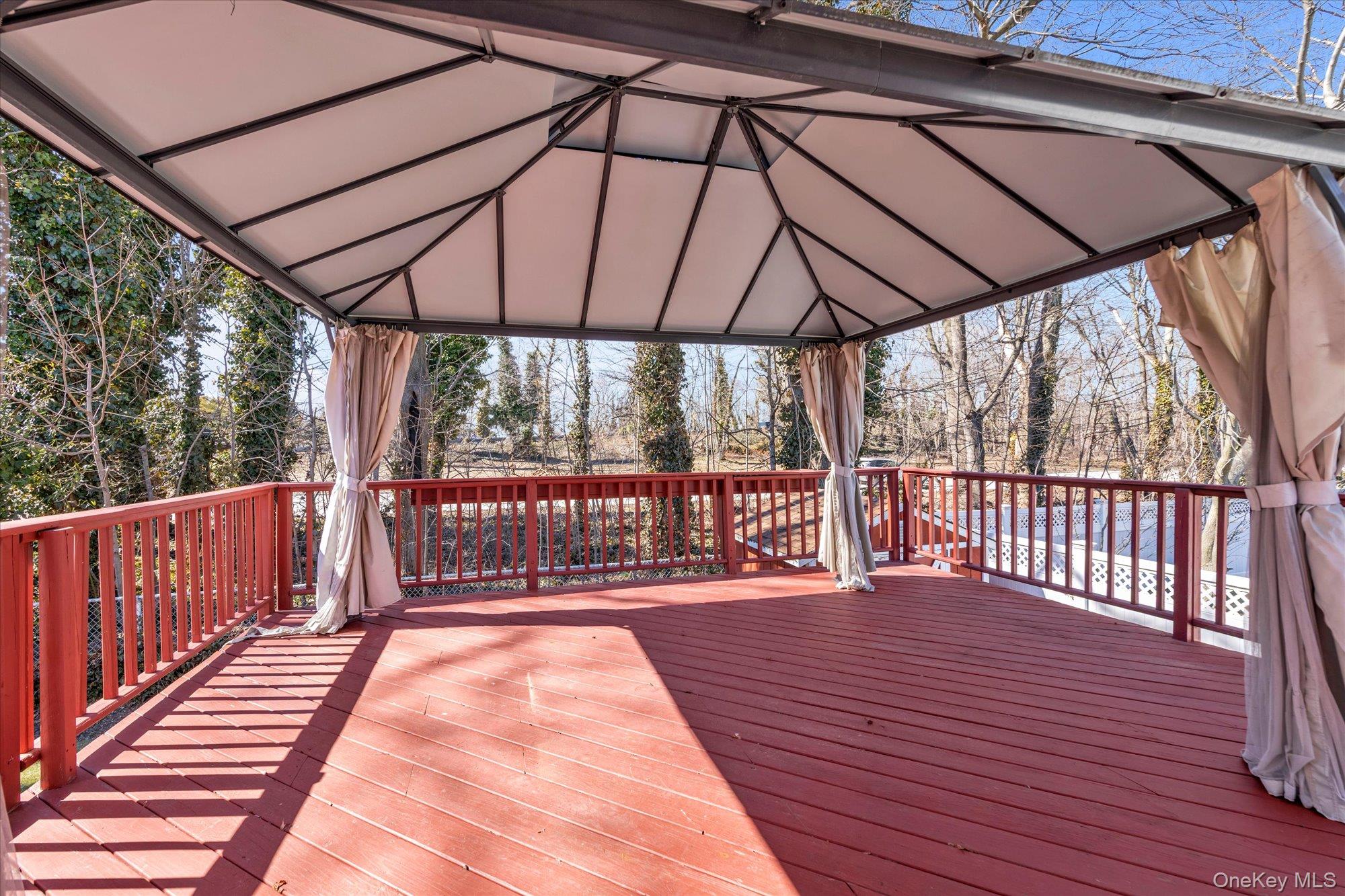 #20 photo, 2310 Willow Street, 長島 Wantagh , NY 11793