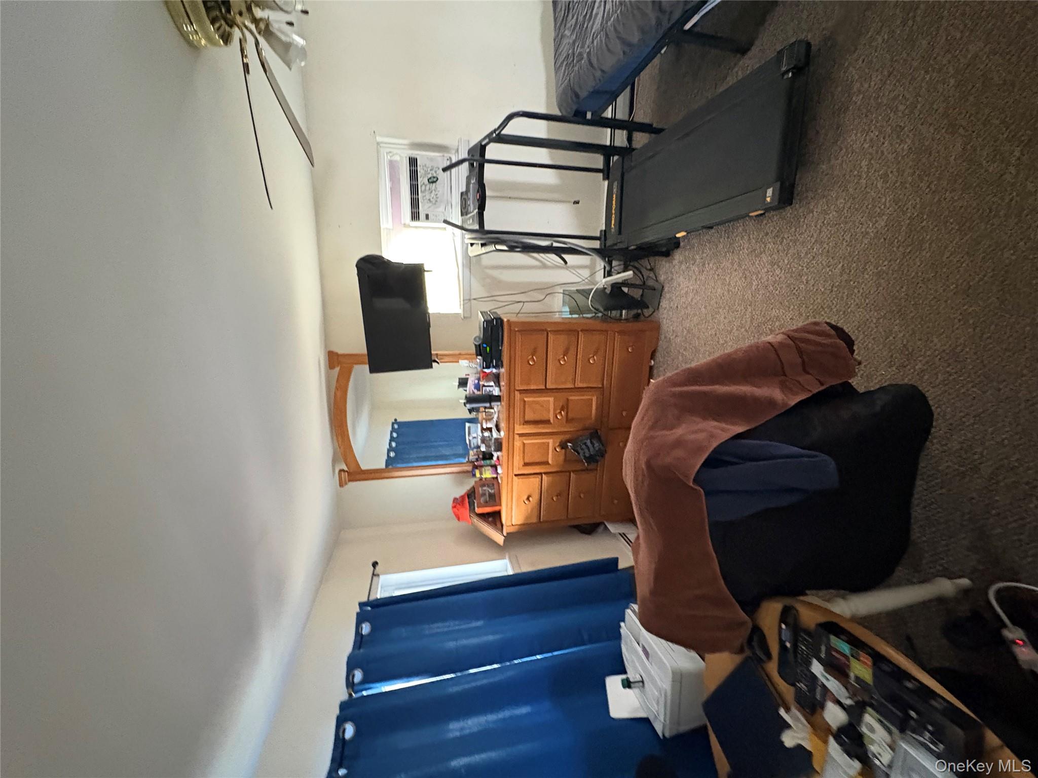 #5 photo, 70 Abbey Lane, 長島 Levittown , NY 11756