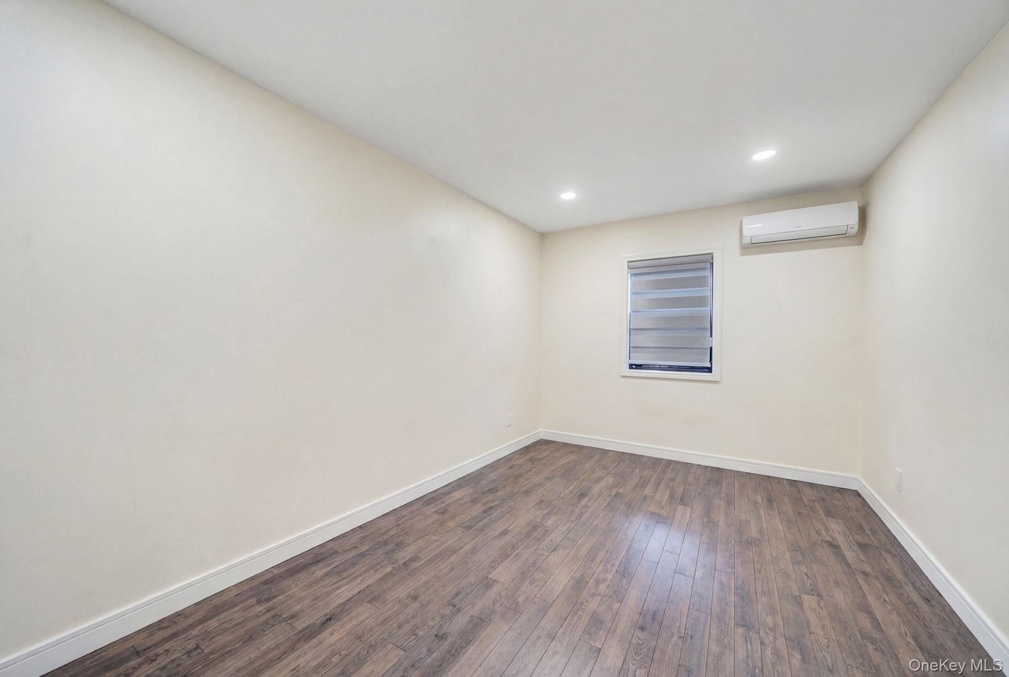 #15 photo, 144-27 72nd Avenue, كوينز Flushing , NY 11367