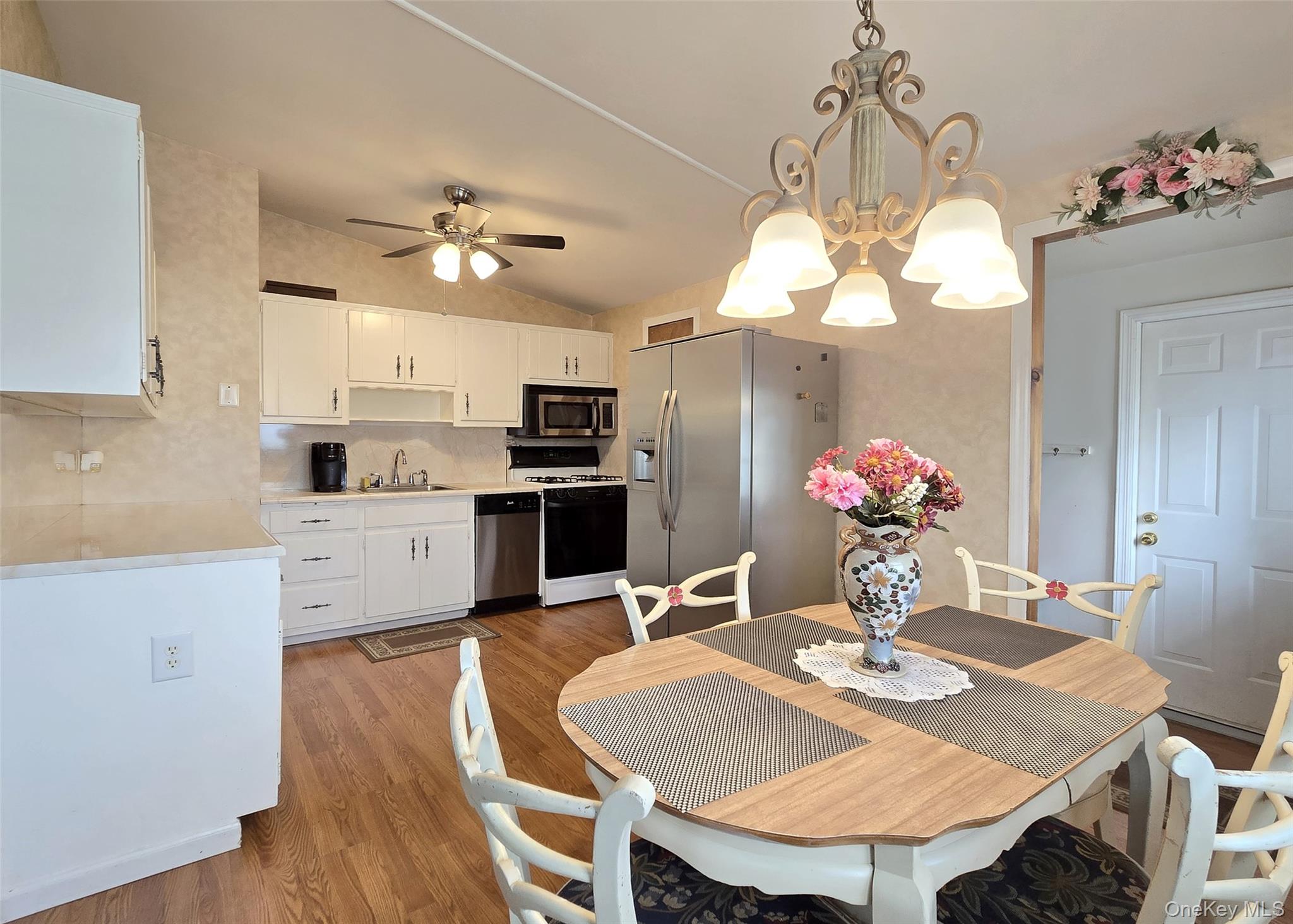 #4 photo, 32 Dennis Drive, Lake Ronkonkoma , NY 11779