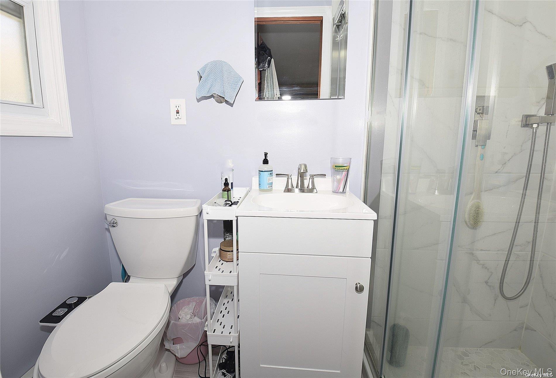 #16 photo, 305 S 10th Street, 長島 New Hyde Park , NY 11040