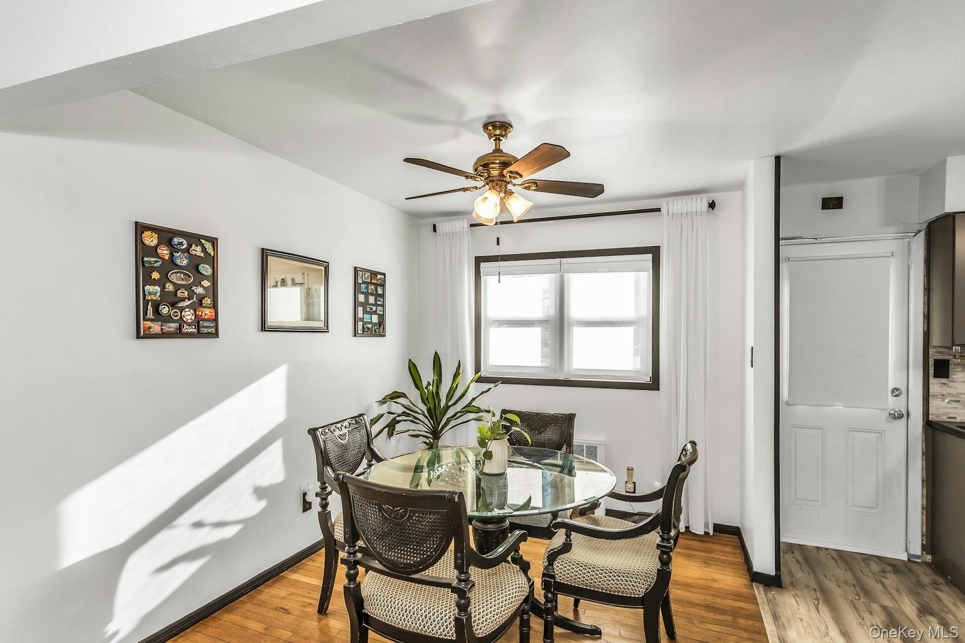 #8 photo, 1294 Owens Place, 長島 North Bellmore , NY 11710