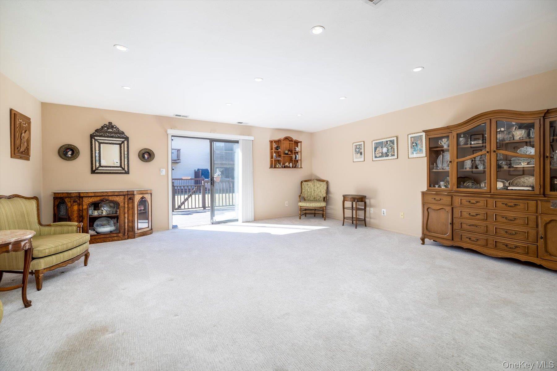 #2 photo, 100 Daly Boulevard, 長島 Oceanside , NY 11572