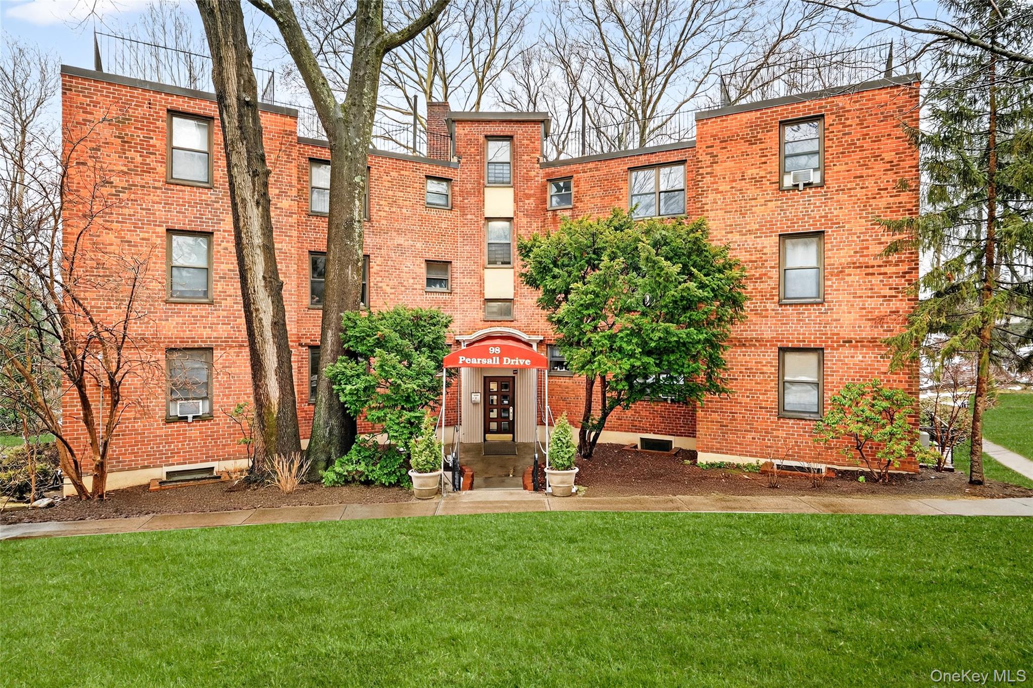 #4 photo, 98 Pearsall Drive, 紐約州 Mount Vernon , NY 10552