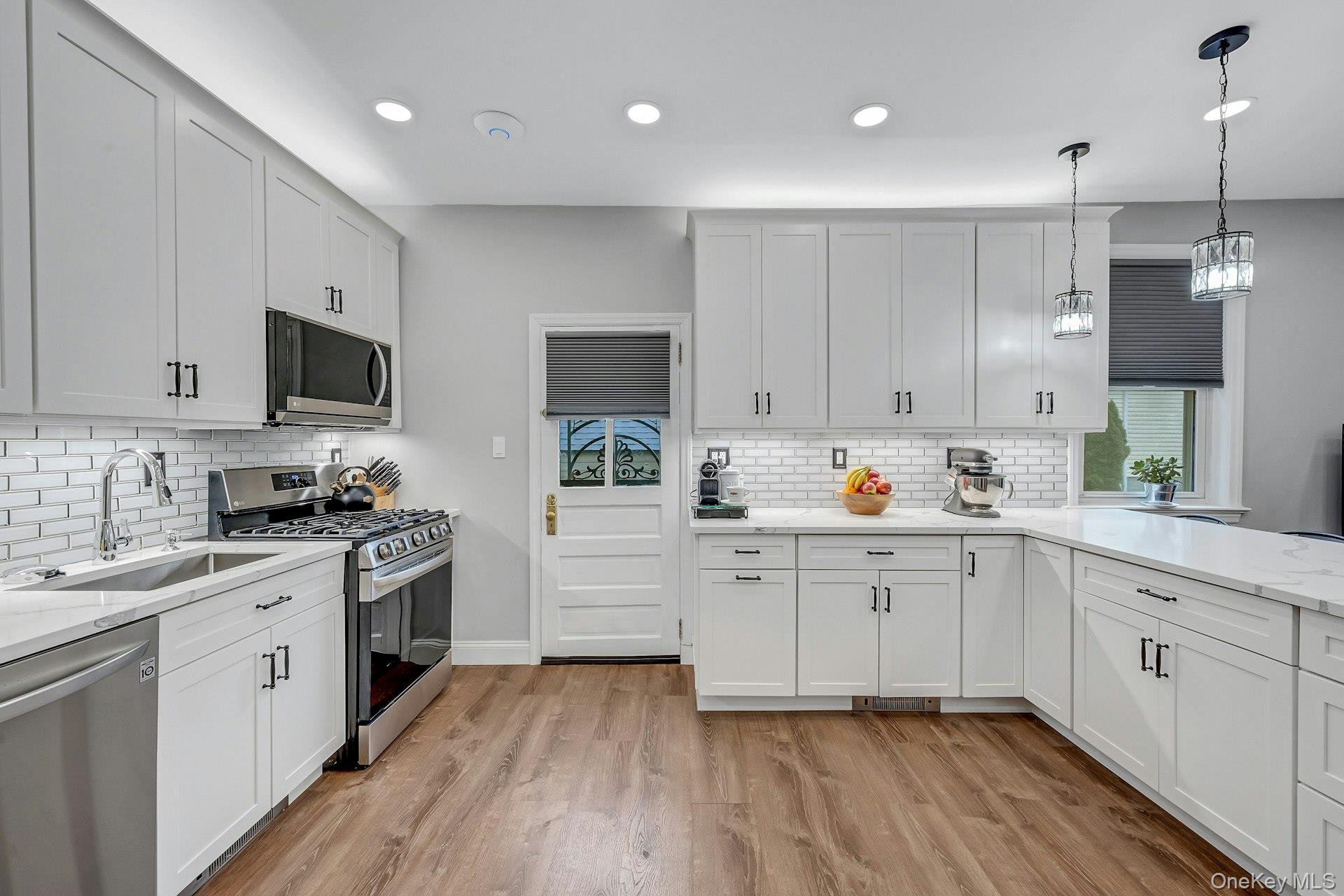 #8 photo, 32 Glendale Avenue, Armonk , NY 10504