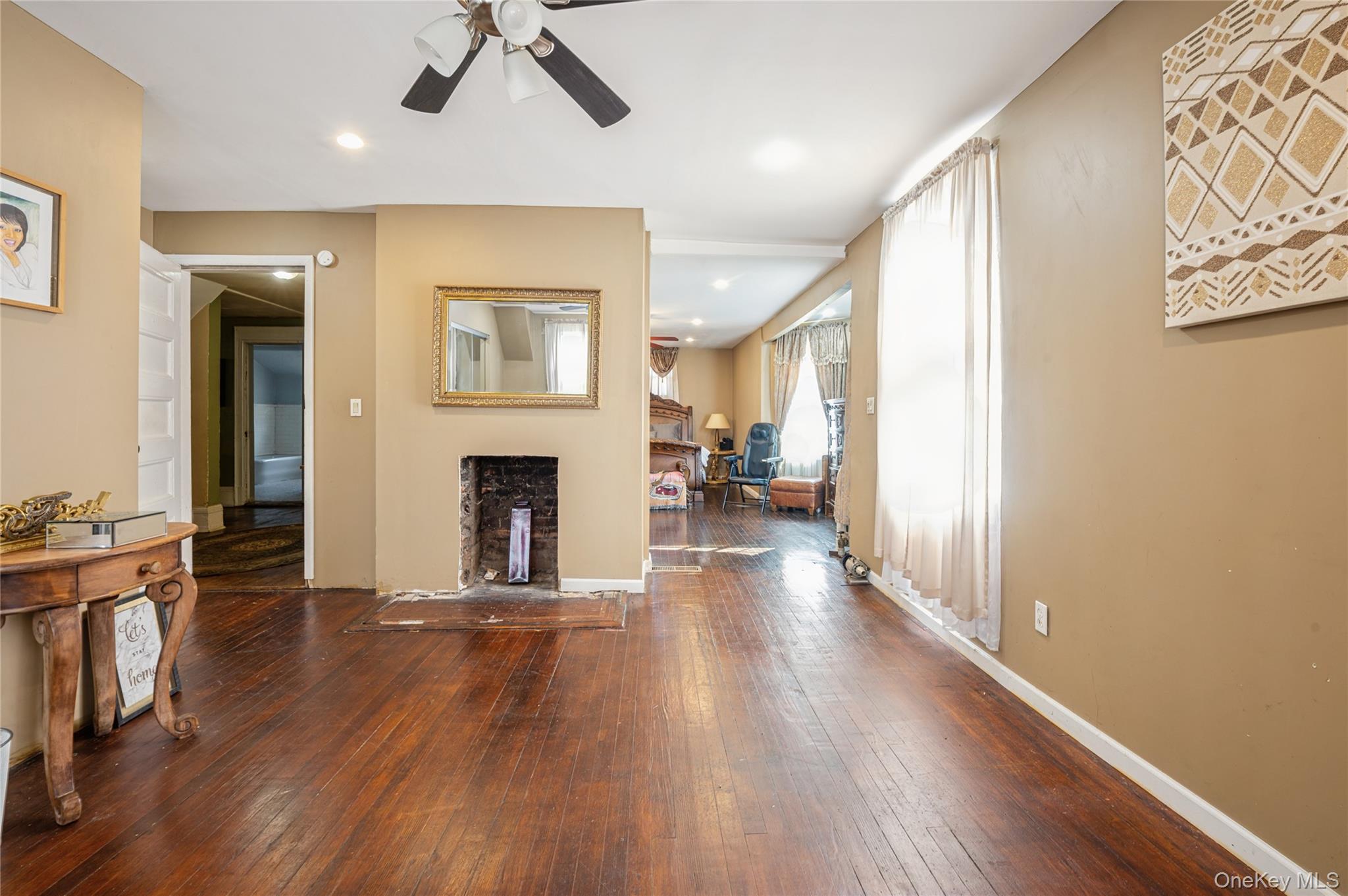 #13 photo, 7 The Court, New Rochelle , NY 10801