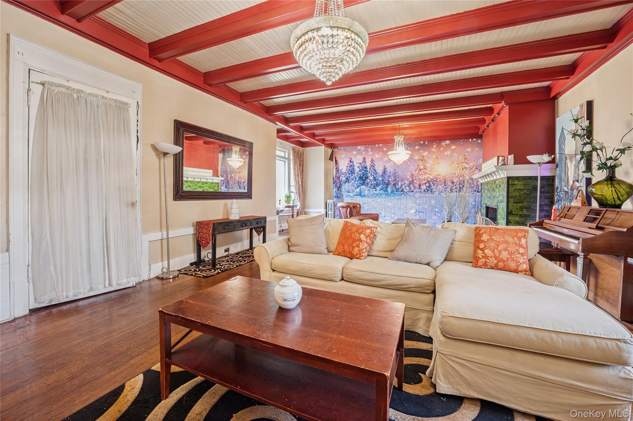 #8 photo, 7 The Court, New Rochelle , NY 10801