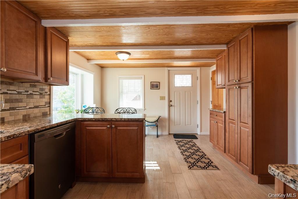 #3 photo, 401 NIchols Street, 紐約州 Carmel , NY 10512