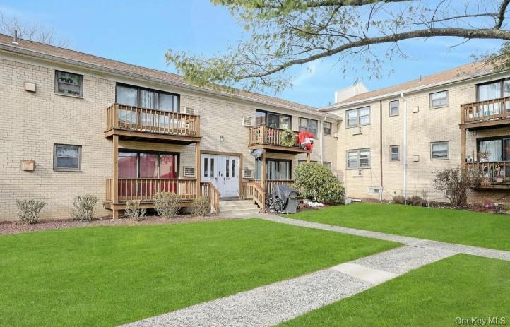 #1 photo, 285 Sneden Place, Spring Valley , NY 10977