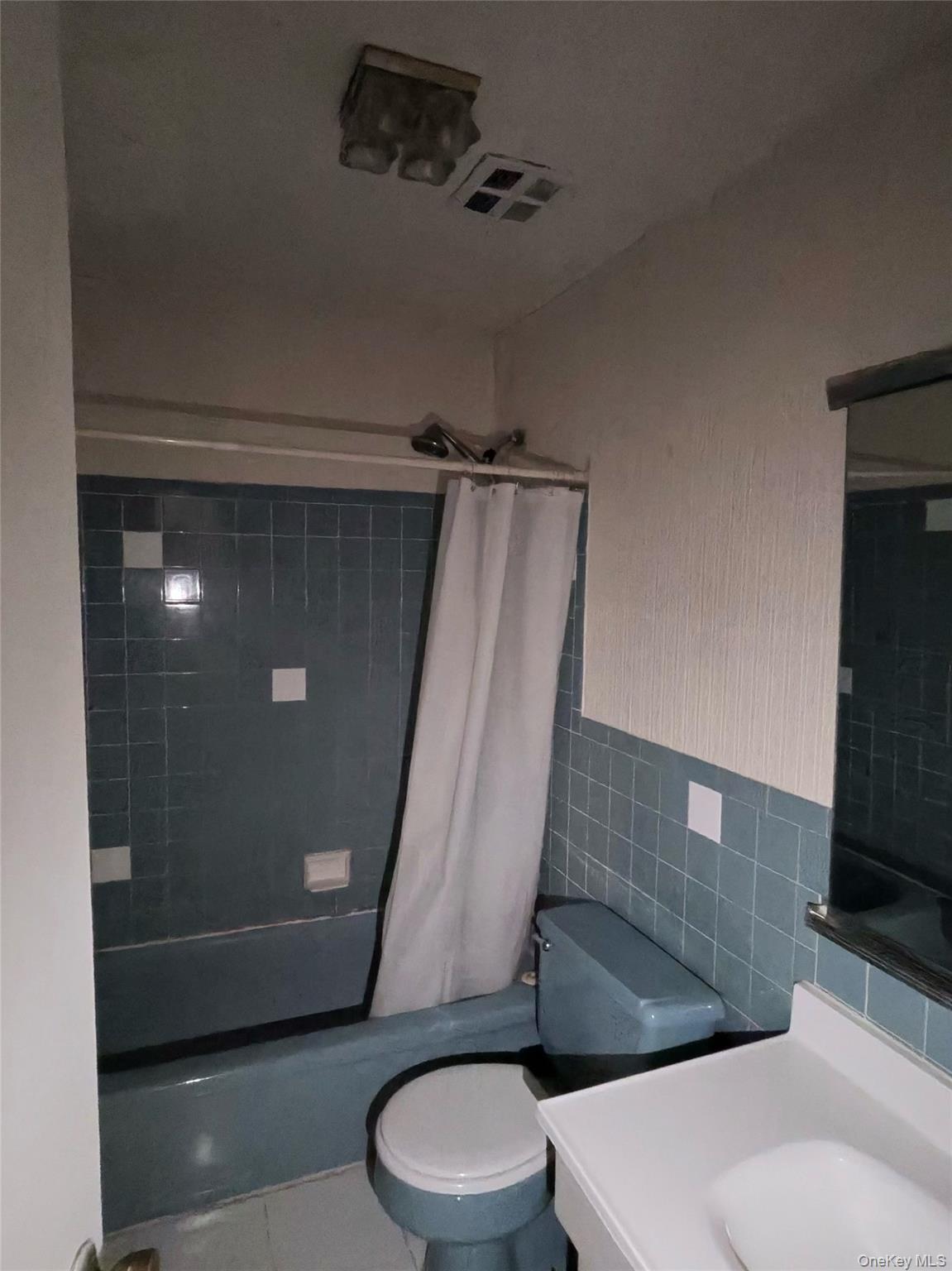 #3 photo, 285 Sneden Place, Spring Valley , NY 10977