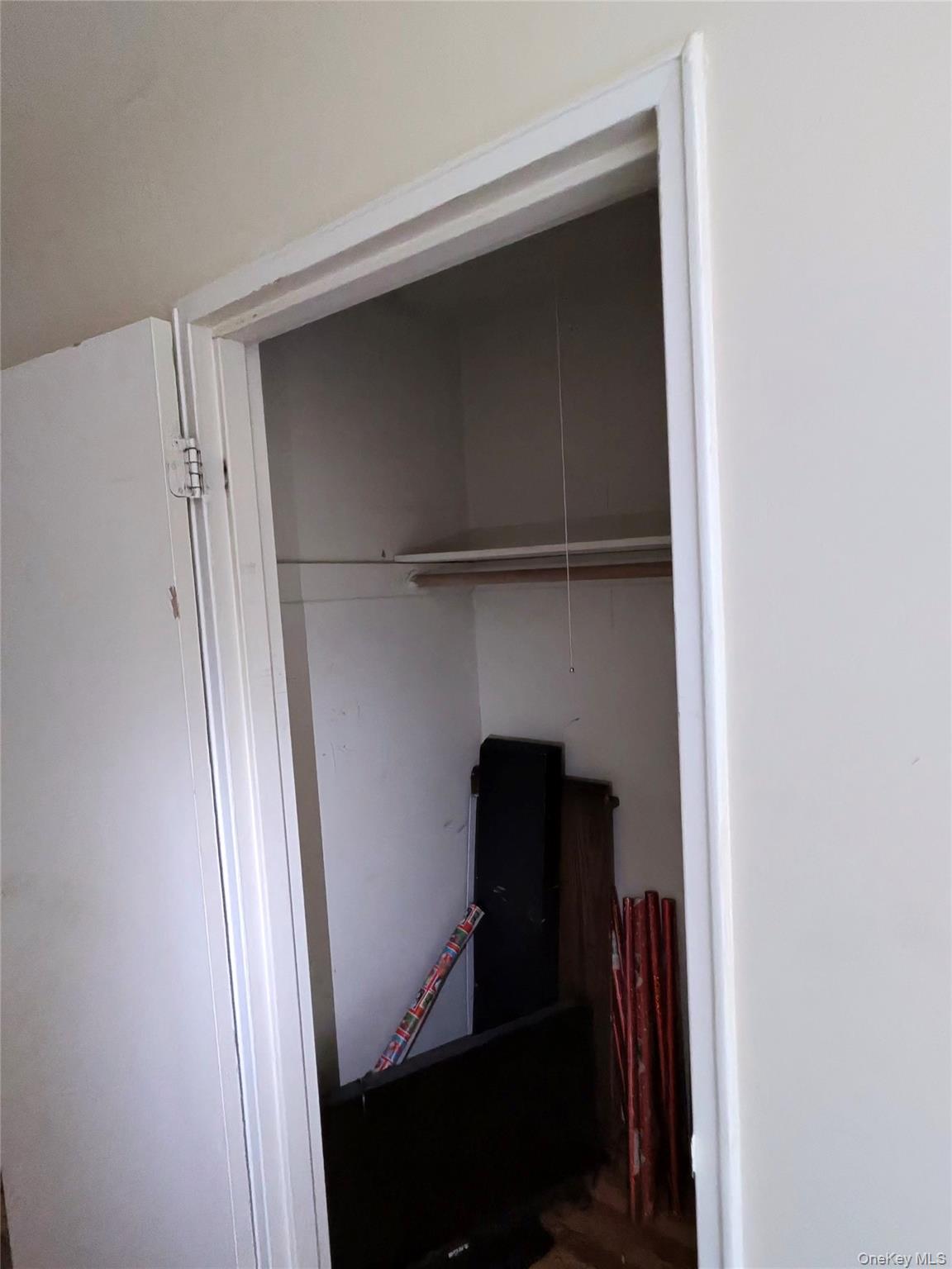 #6 photo, 285 Sneden Place, Spring Valley , NY 10977