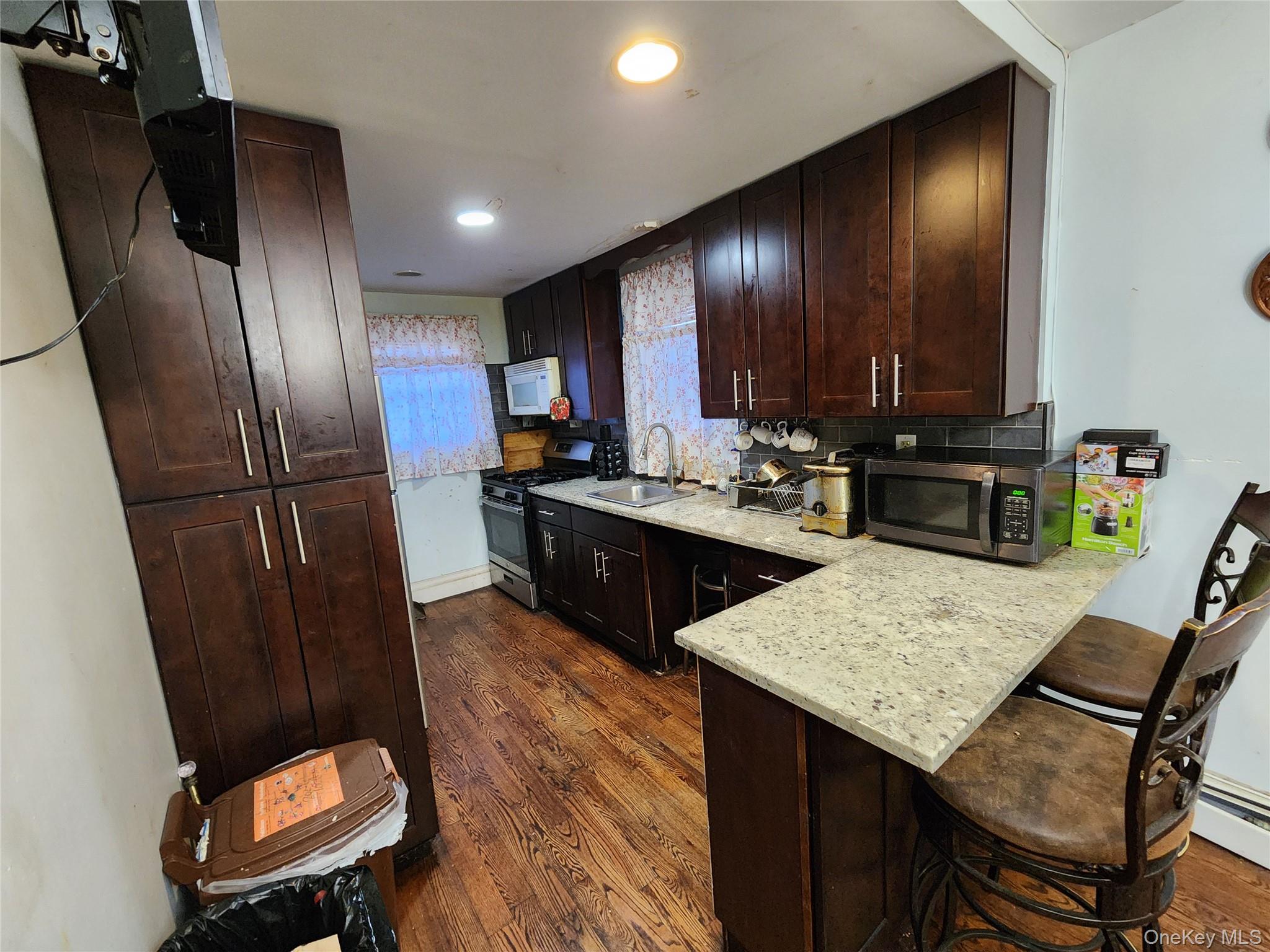 #10 photo, 202-12 100th Avenue, 뉴욕퀸즈 Hollis , NY 11423