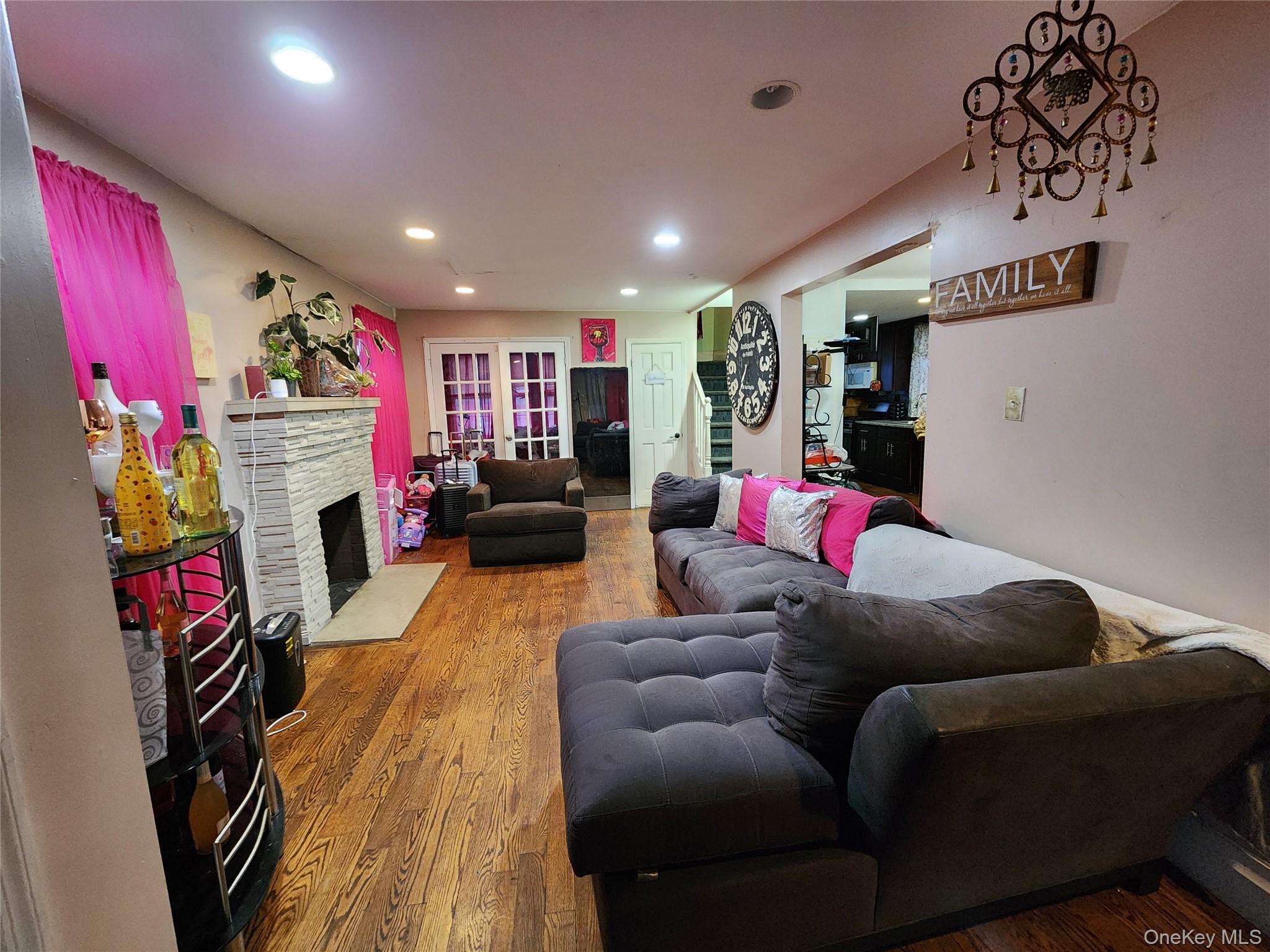 #5 photo, 202-12 100th Avenue, 뉴욕퀸즈 Hollis , NY 11423