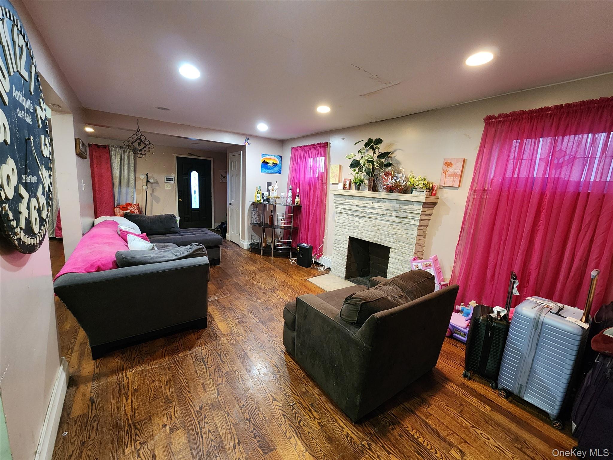 #6 photo, 202-12 100th Avenue, 뉴욕퀸즈 Hollis , NY 11423