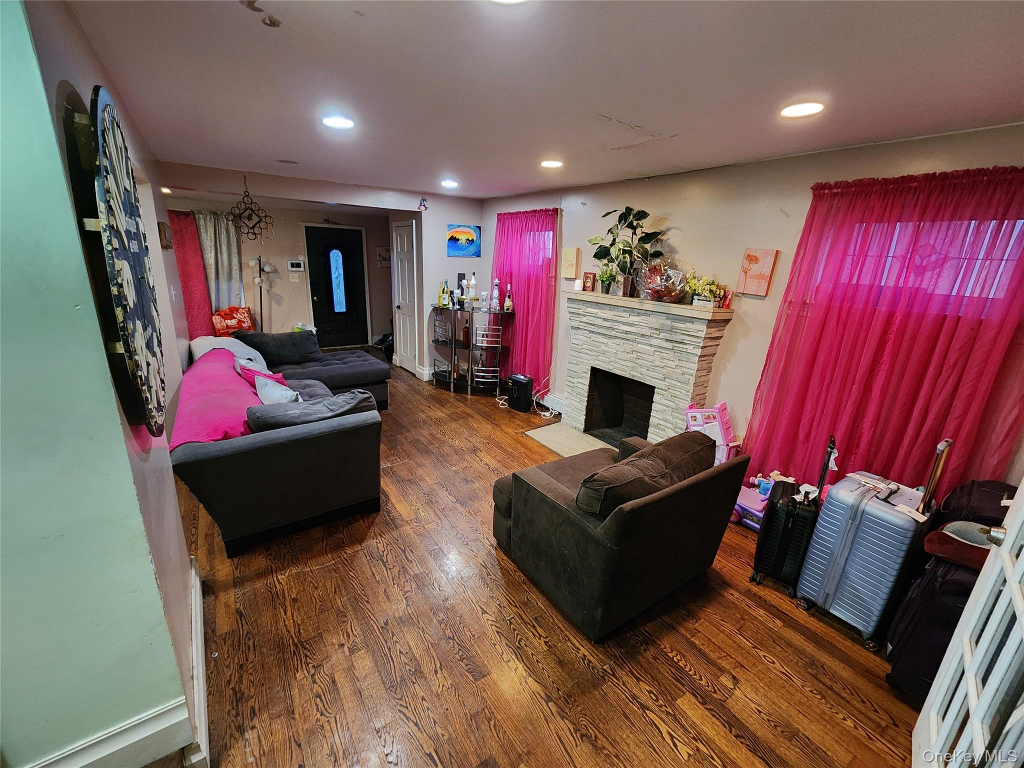 #7 photo, 202-12 100th Avenue, 뉴욕퀸즈 Hollis , NY 11423